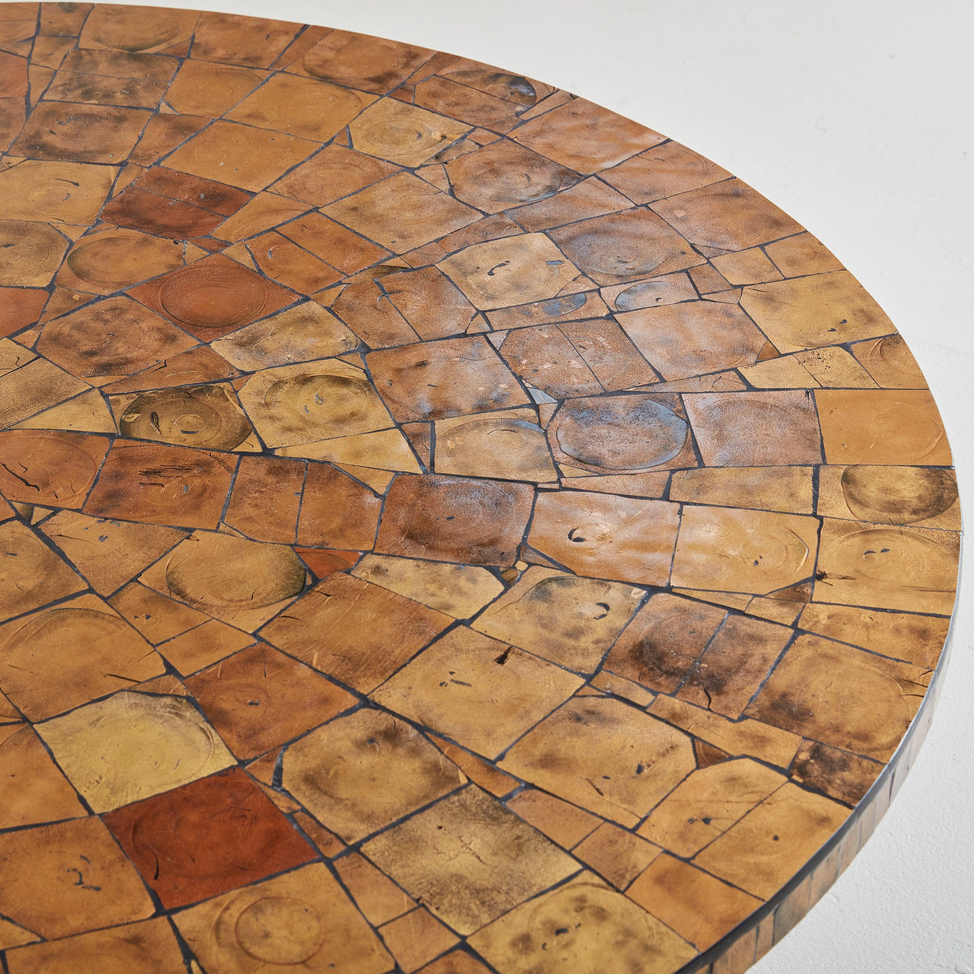 Fin du 20e siècle Table basse française avec base en bois, années 1970 en vente