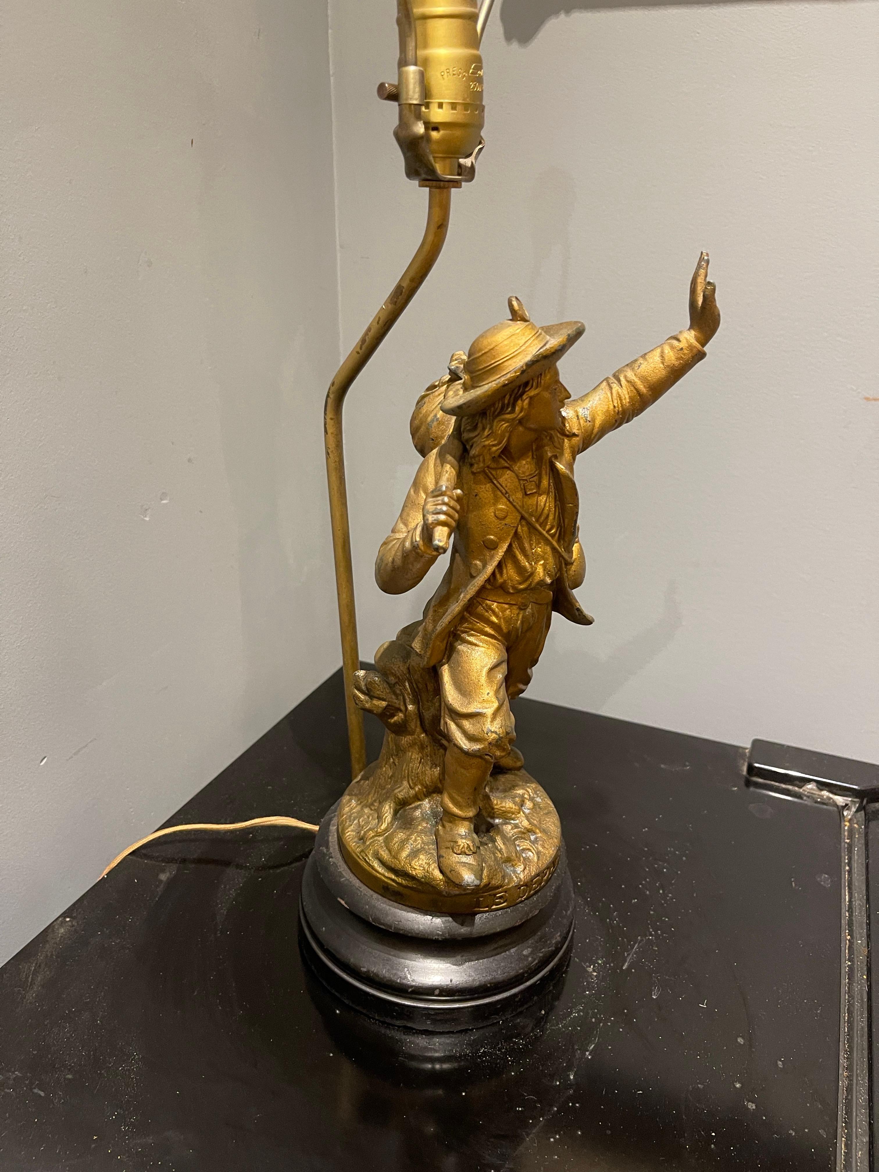 Metallo Figura di uomo in partenza in metallo dorato francese 