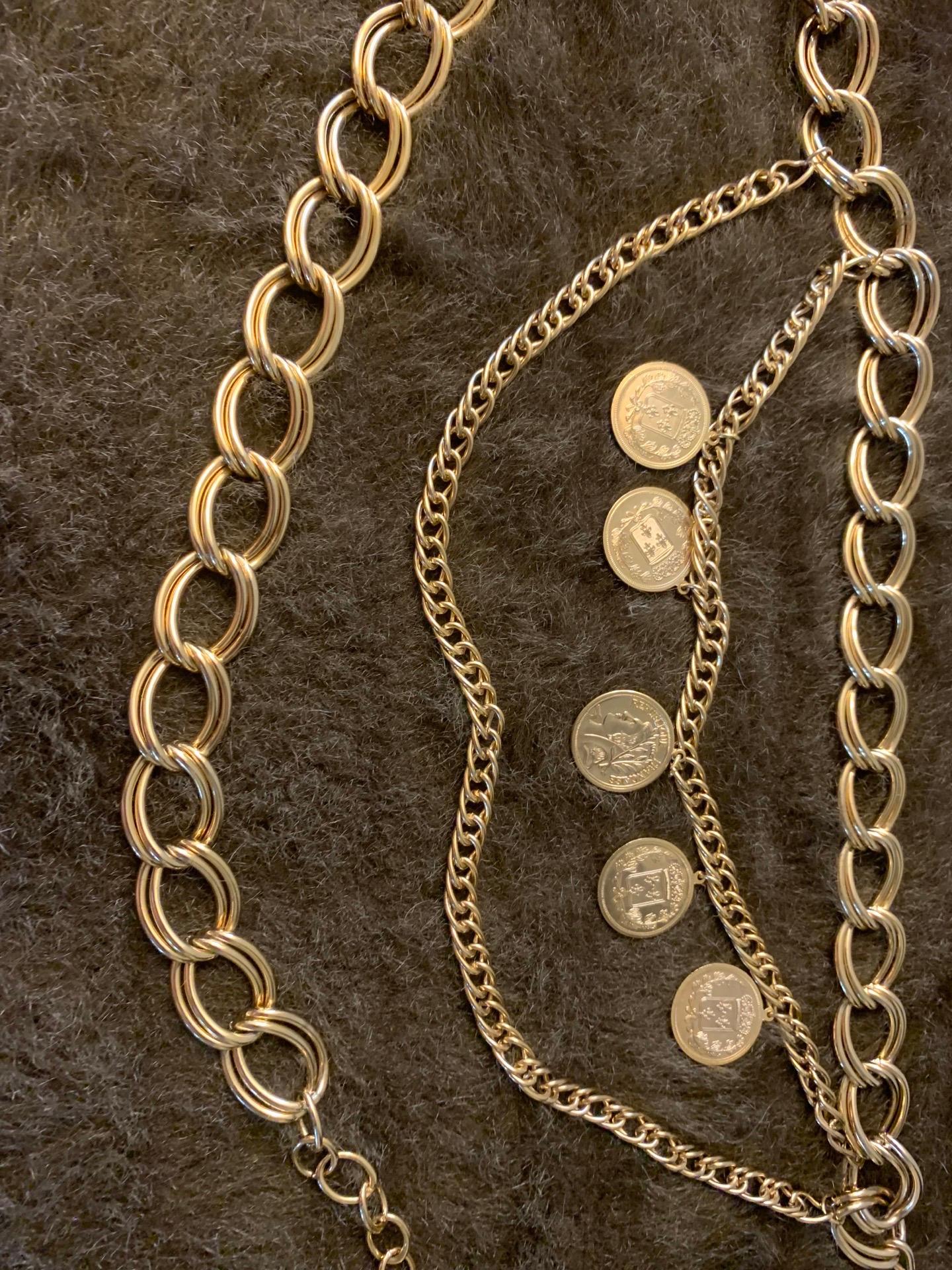 French Gold Plated Chain Belt with Faux French Coin Charms One Size Fits All For Sale 6
