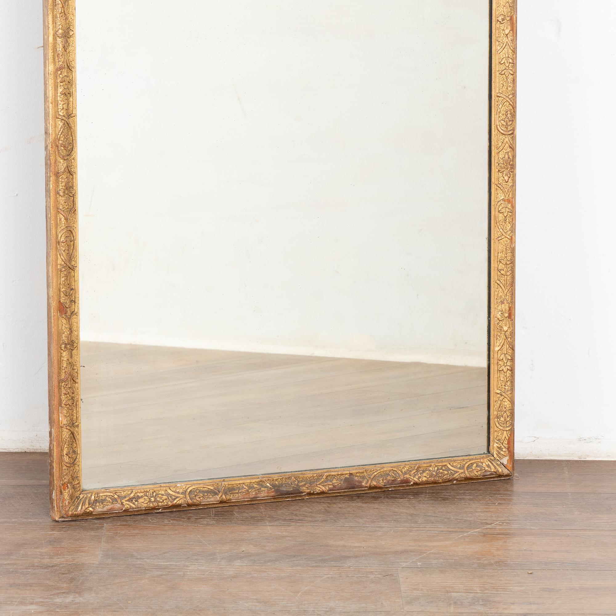 Miroir Trumeau en or avec fruits peints et perroquet, vers 1890 en vente 3