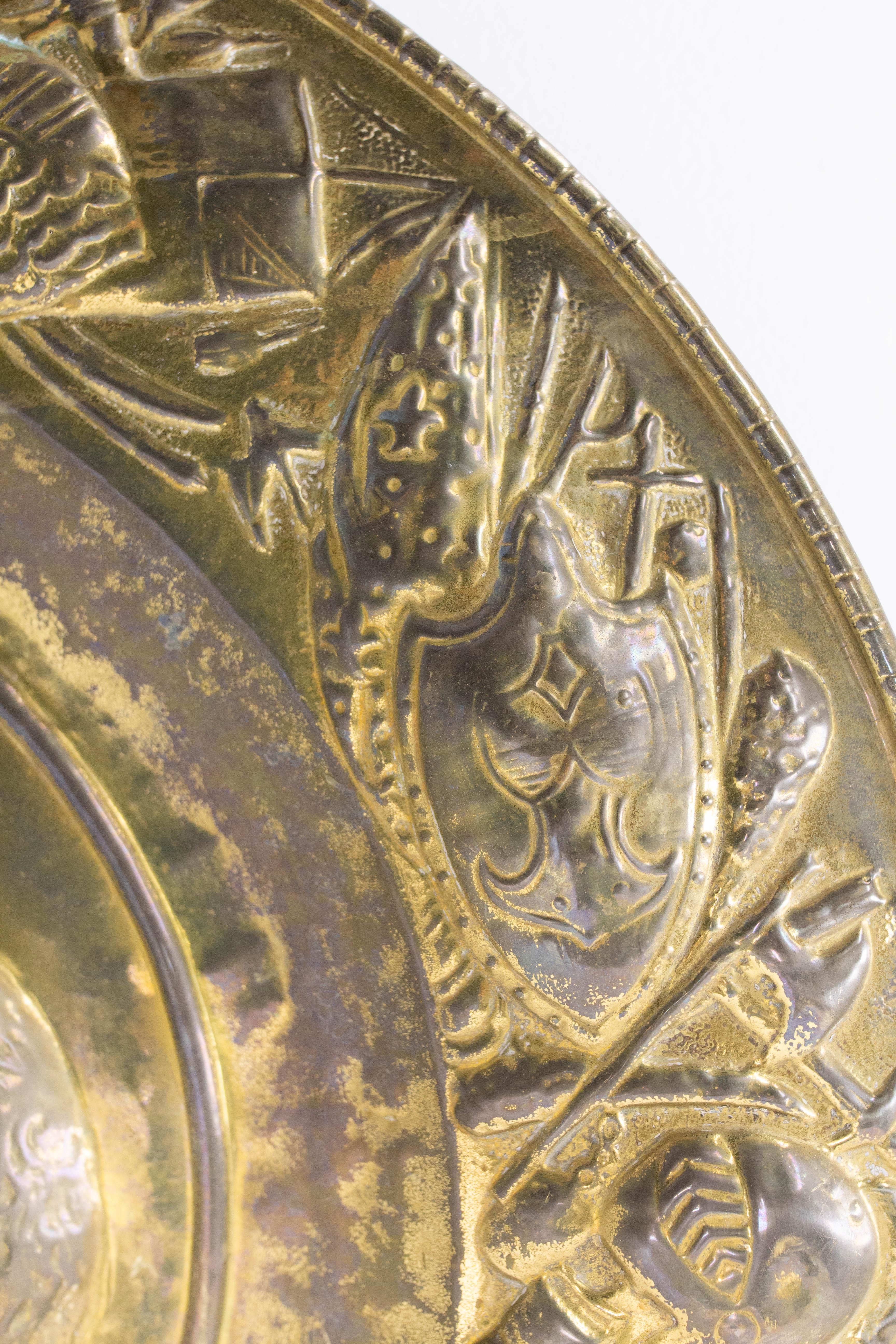 Milieu du XIXe siècle Plateau en cuivre doré français Profil de l'épouse de Louis 14, XIXe siècle en vente