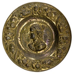 Plateau en cuivre doré français Profil de l'épouse de Louis 14, XIXe siècle