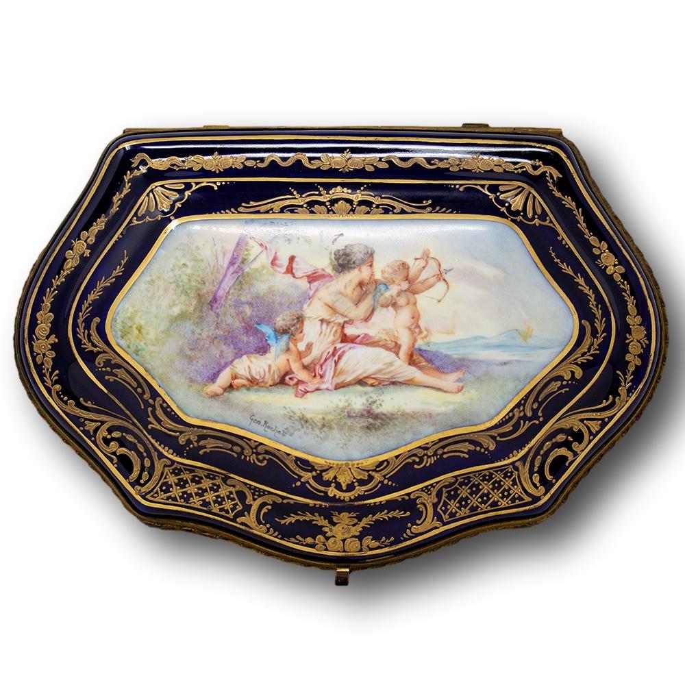 French Good Sized Sevres Porcelain Box For Sale 4
