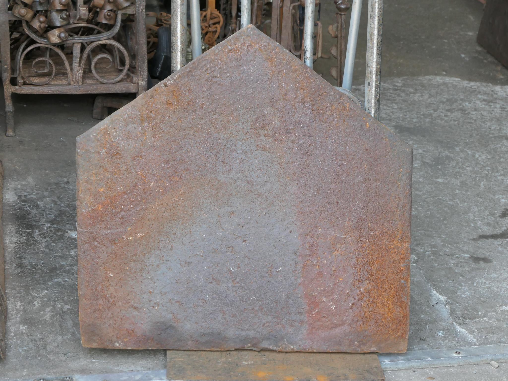 French 'Gothic Arms' Fireback / Backsplash, 20th Century For Sale 5