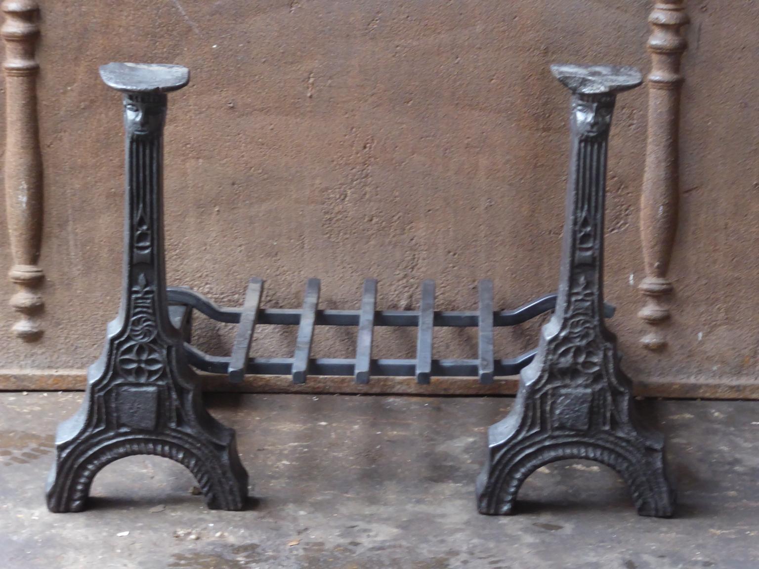 15th century French Gothic fire grate. Made of beautifully cast iron as well as wrought iron. The total width of the front of the grate is 66.5 cm (27 inch).







 