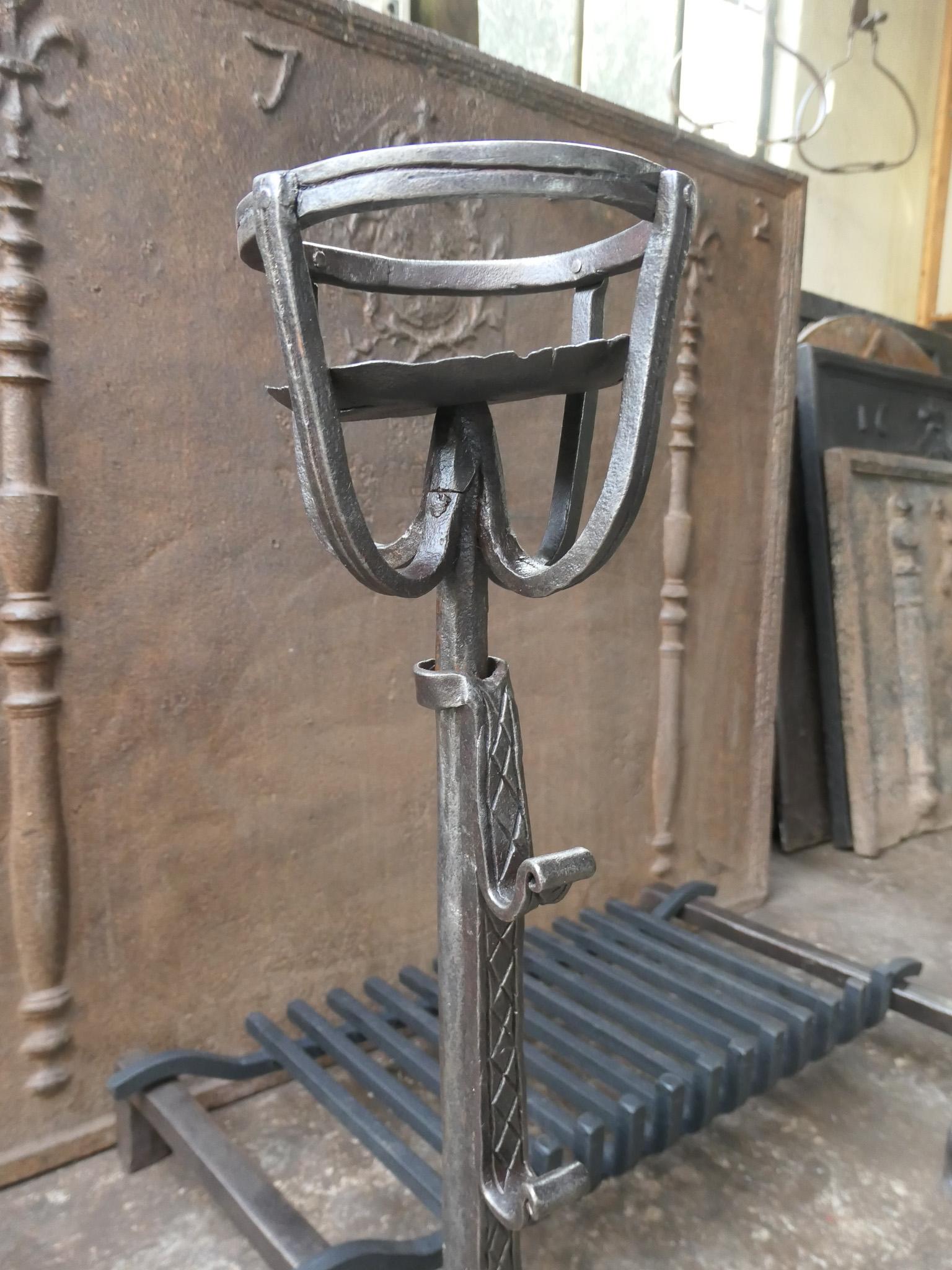 French Gothic Fireplace Grate or Fire Basket, 17th Century For Sale 4