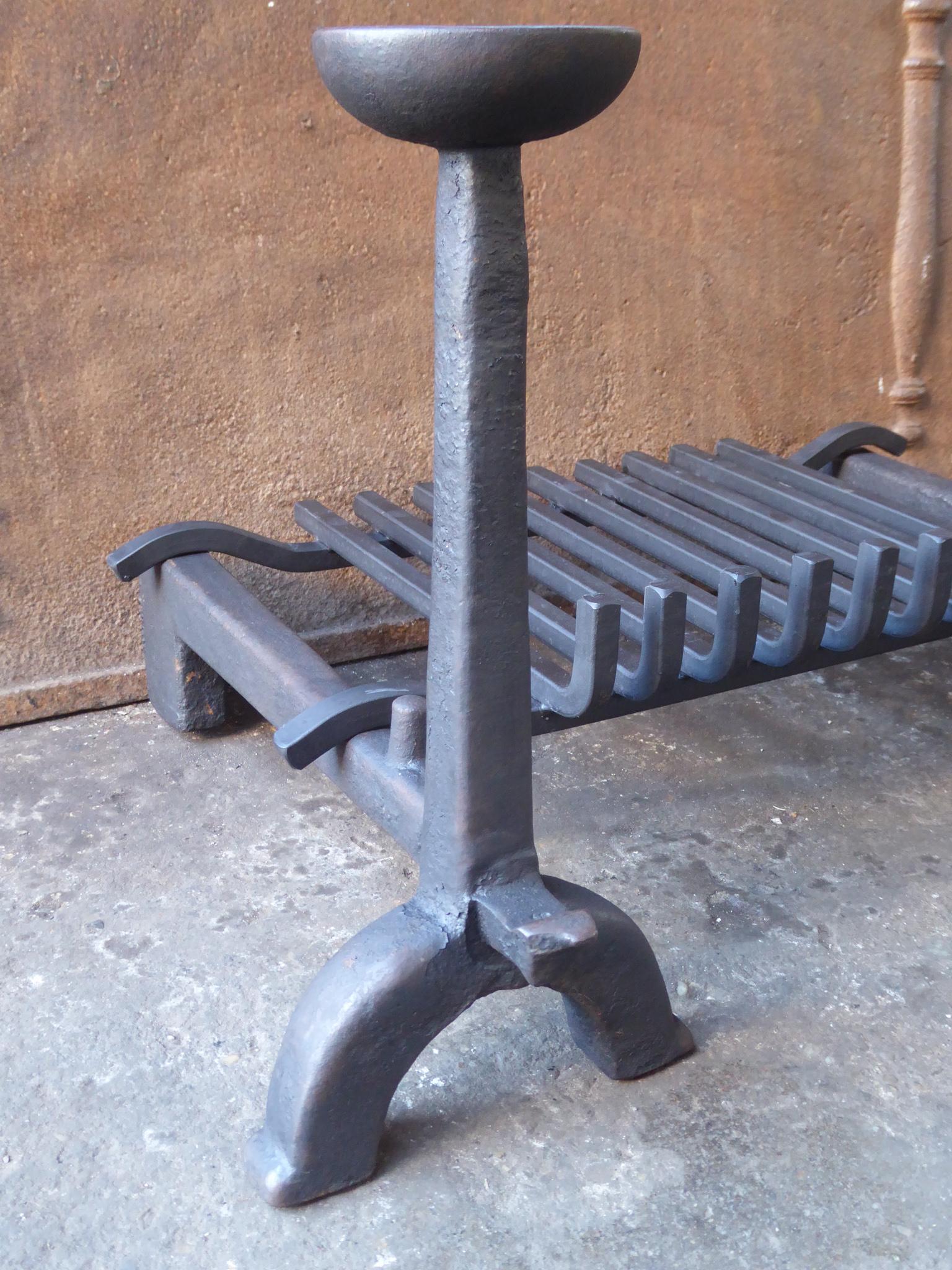 French Gothic Fireplace Grate or Fire Basket, 17th Century 1