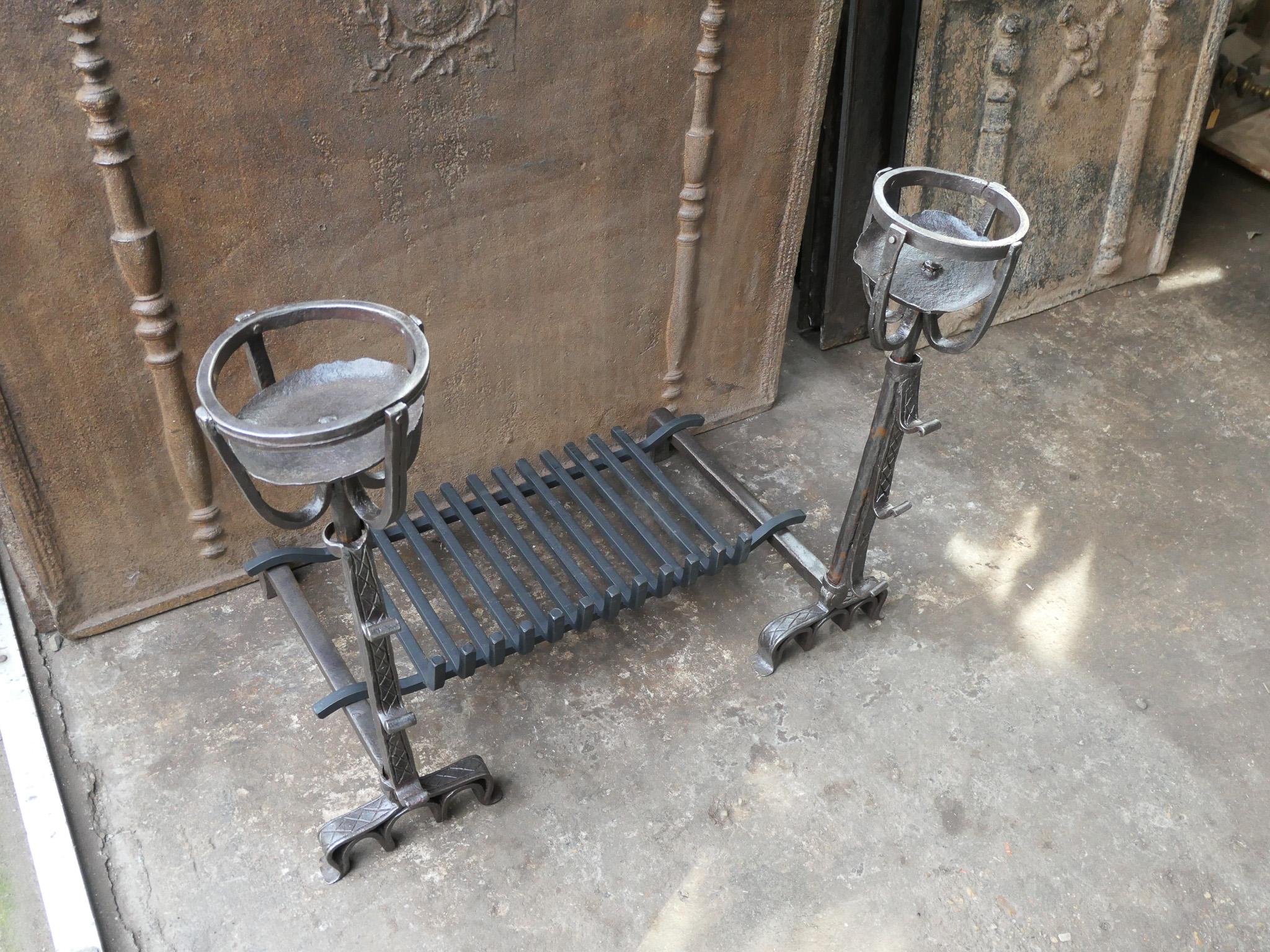 French Gothic Fireplace Grate or Fire Basket, 17th Century For Sale 2