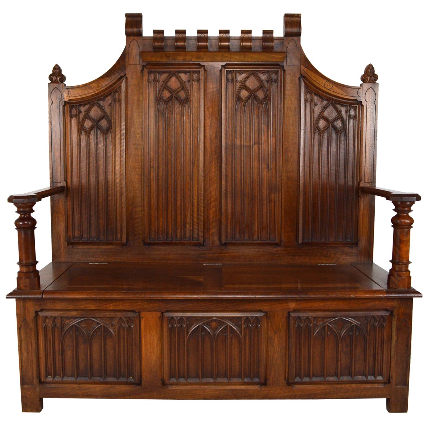 French Gothic Hall Chest Bench in Carved Walnut, circa 1890 For Sale
