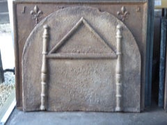 French Gothic Period 'Pillars and Pediment' Fireback / Backspash, 16th Century