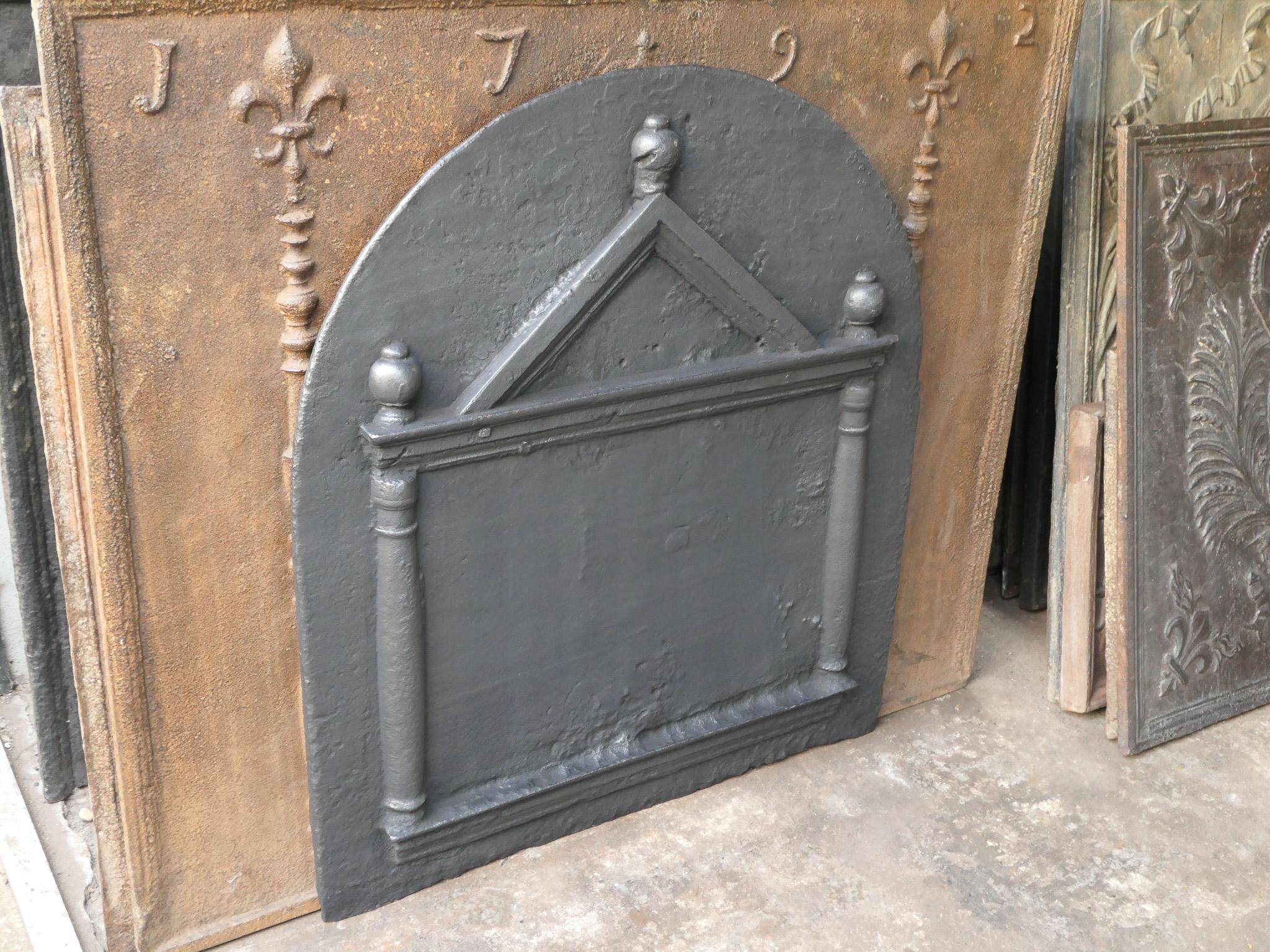 French Gothic Period 'Pillars and Pediment' Fireback / Backspash, 16th Century For Sale 2