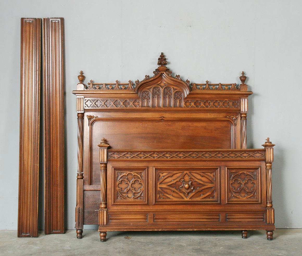 French Gothic Style Bedroom Set, Carved Walnut End of the 19th Century 4