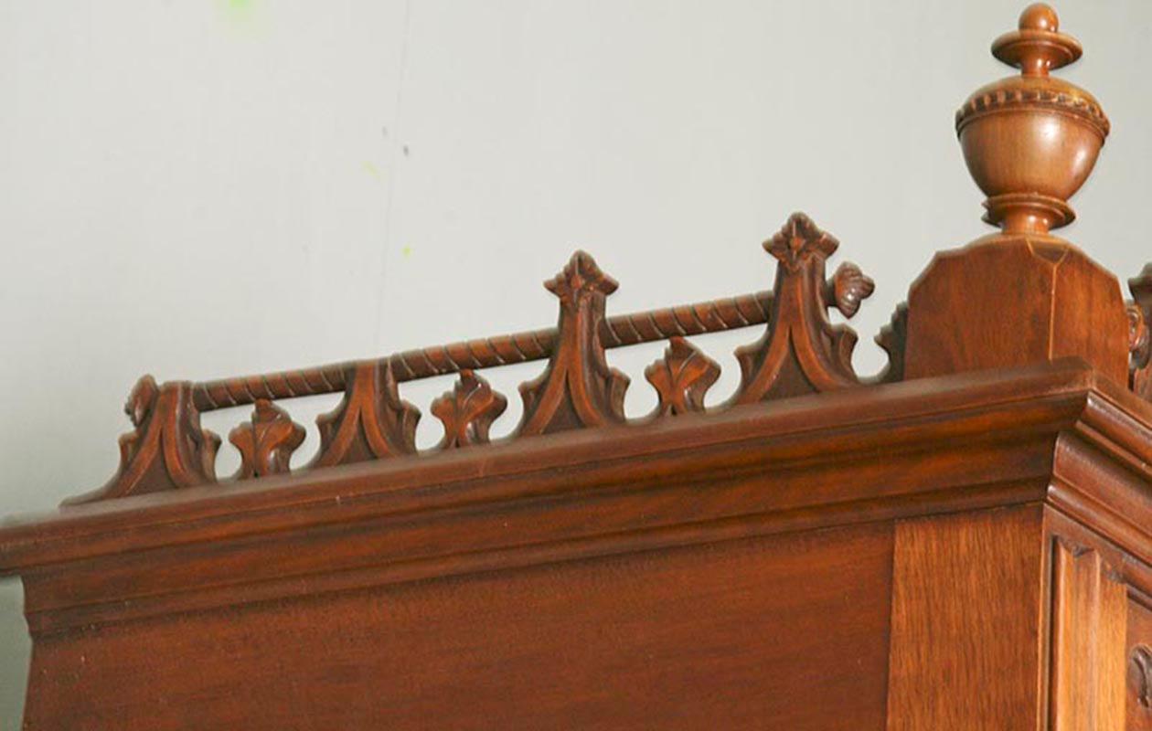 French Gothic Style Bedroom Set, Carved Walnut End of the 19th Century 8