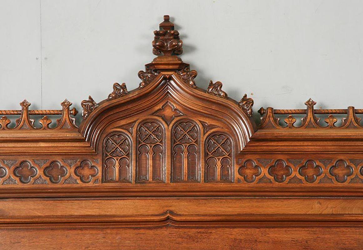 French Gothic Style Bedroom Set, Carved Walnut End of the 19th Century 3