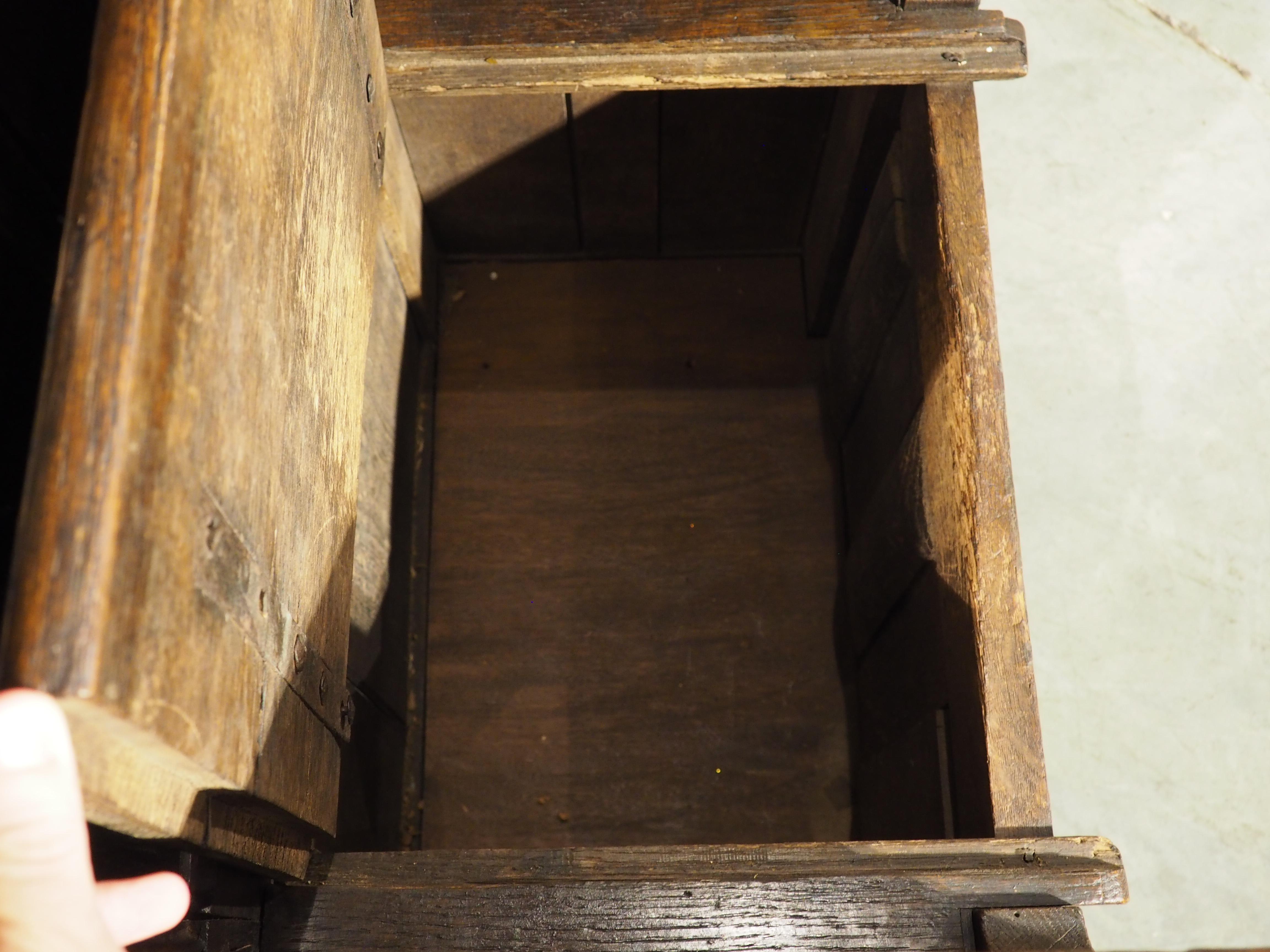 French Gothic Style Carved Oak Chayère Throne Chair, 19th Century For Sale 6