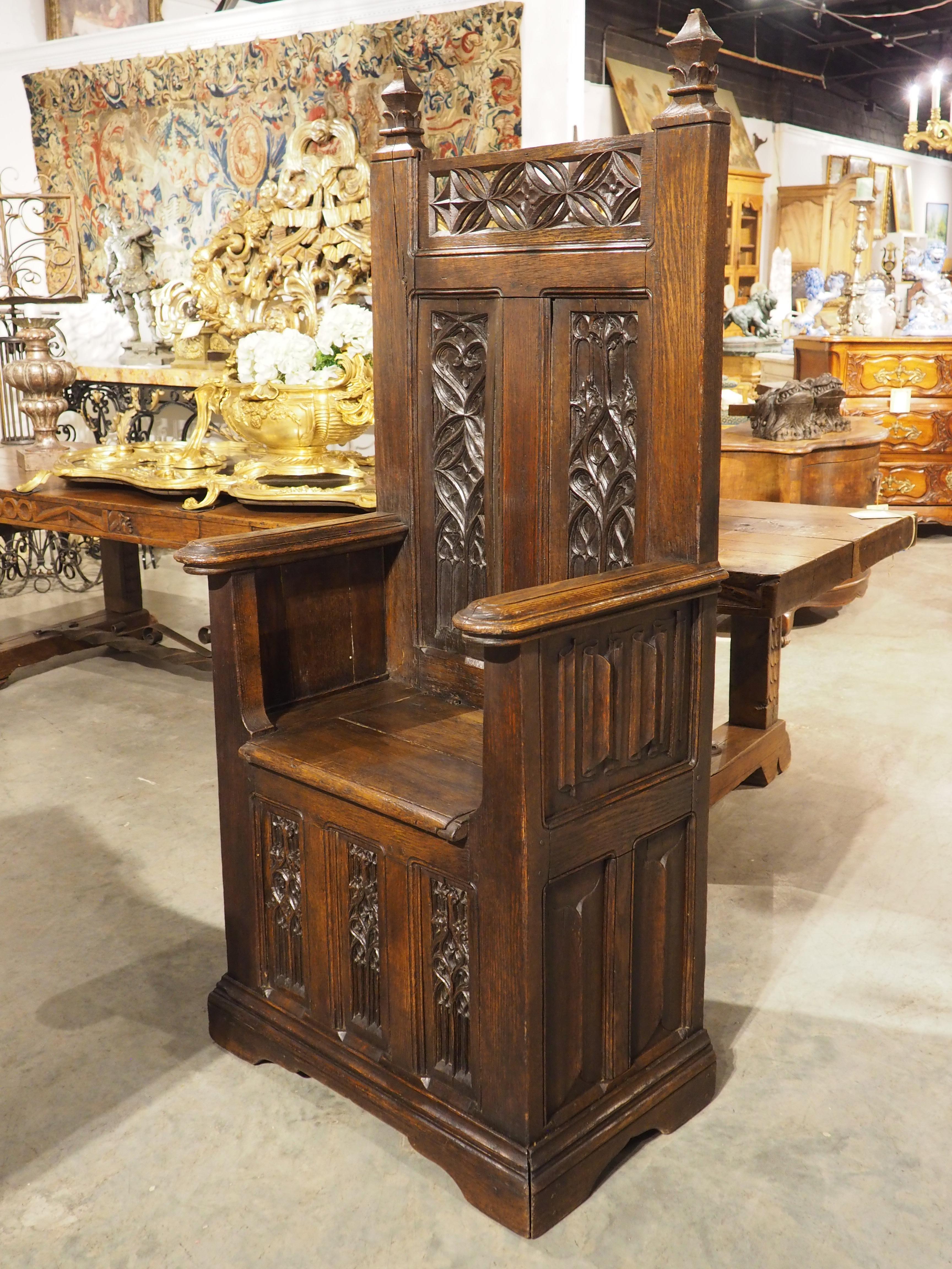 French Gothic Style Carved Oak Chayère Throne Chair, 19th Century For Sale 11