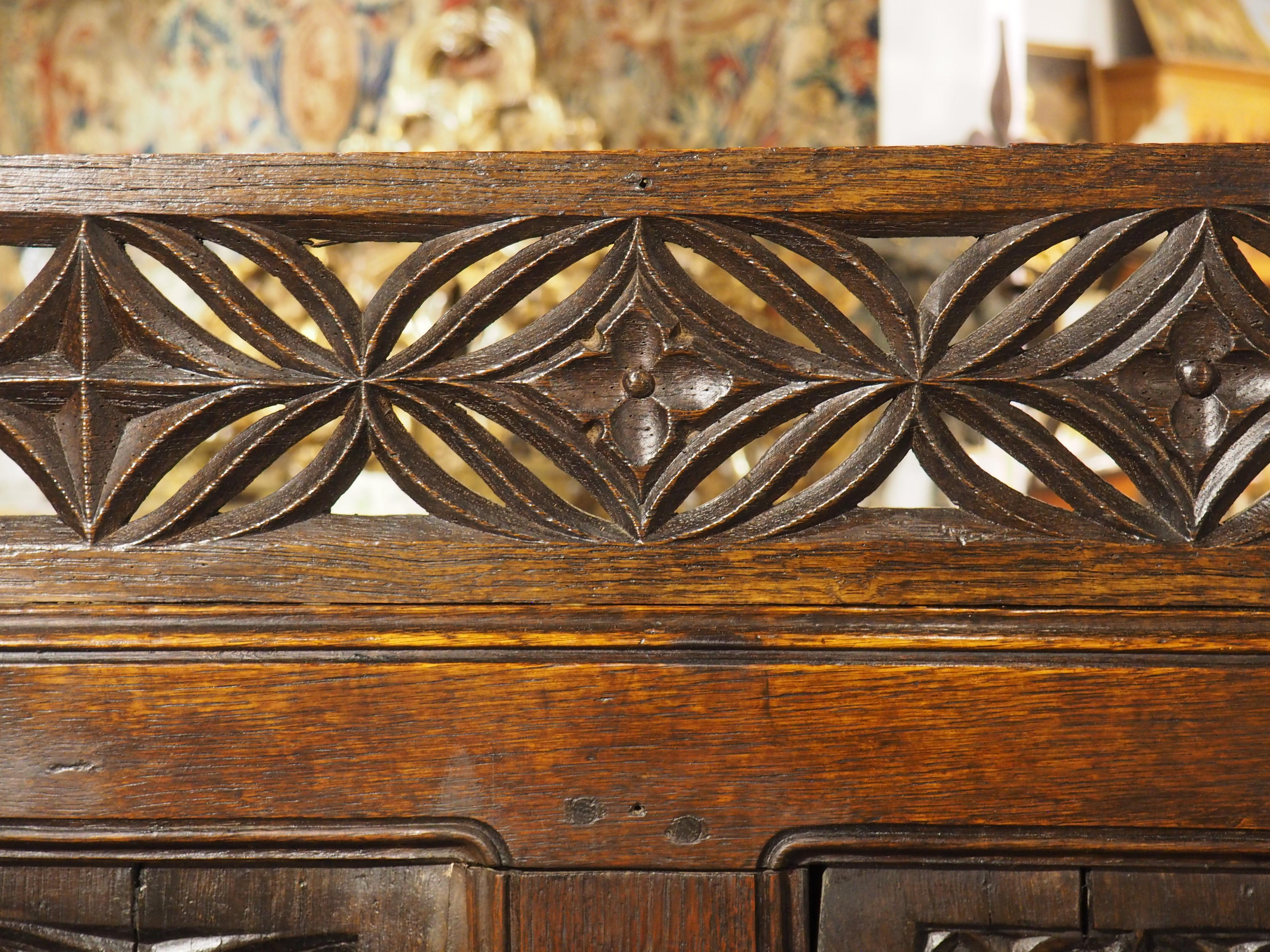 French Gothic Style Carved Oak Chayère Throne Chair, 19th Century For Sale 3