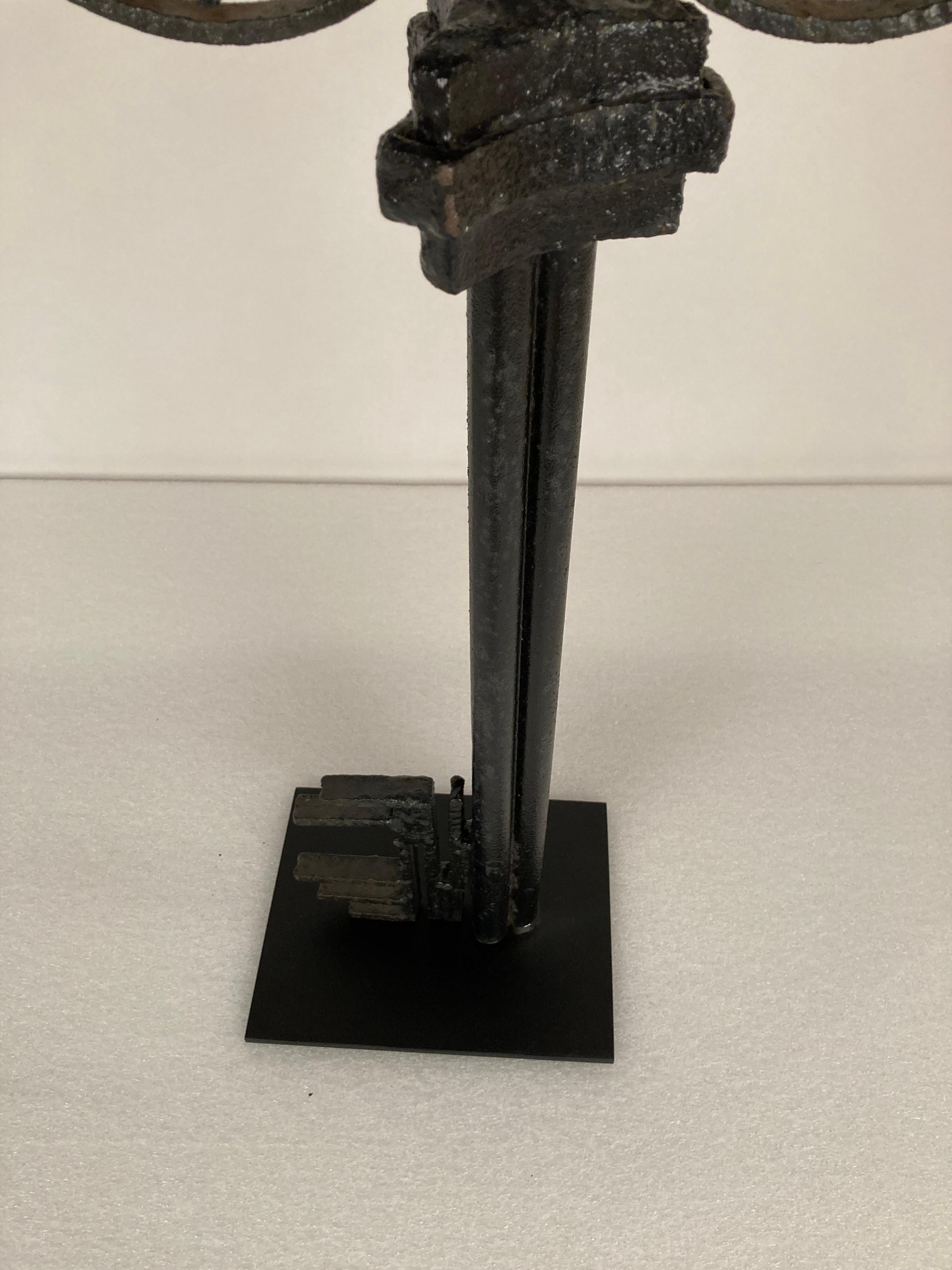 Panneau de serrure-porte-clés géant en fer forgé de style gothique français en vente 8