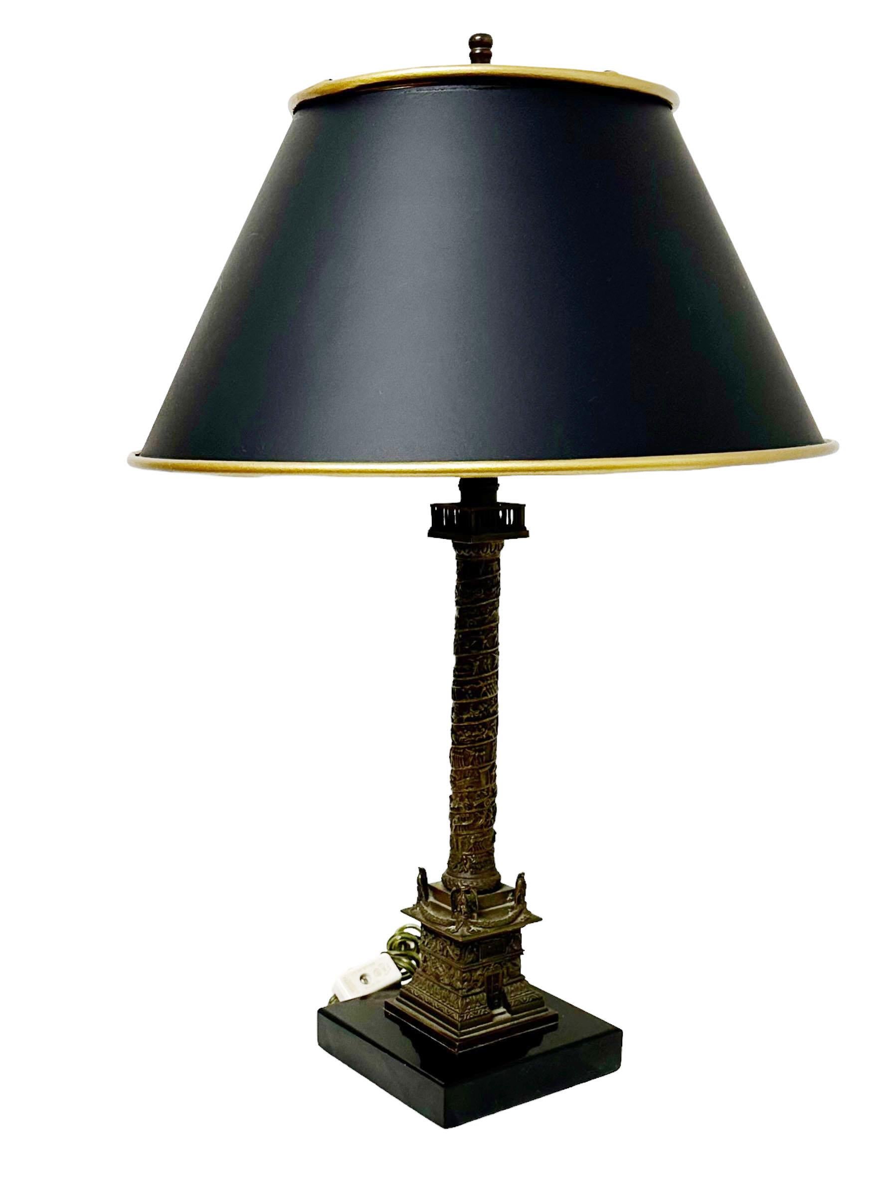 Lámpara francesa Grand Tour Ormolu Francés en venta