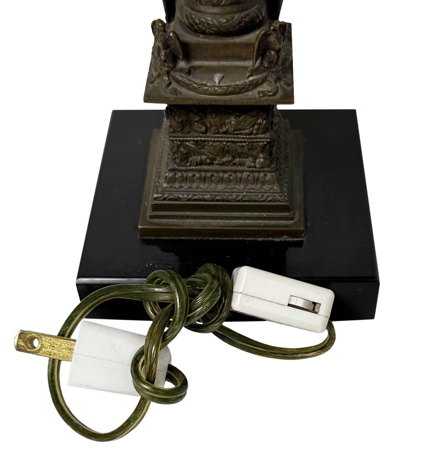Lámpara francesa Grand Tour Ormolu Fines del siglo XIX en venta