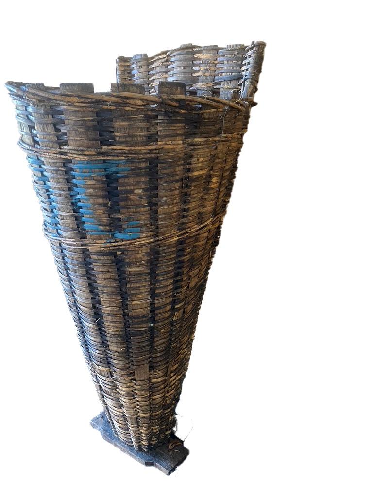 French Provincial French Grape Picking Basket from the 19th Century For Sale