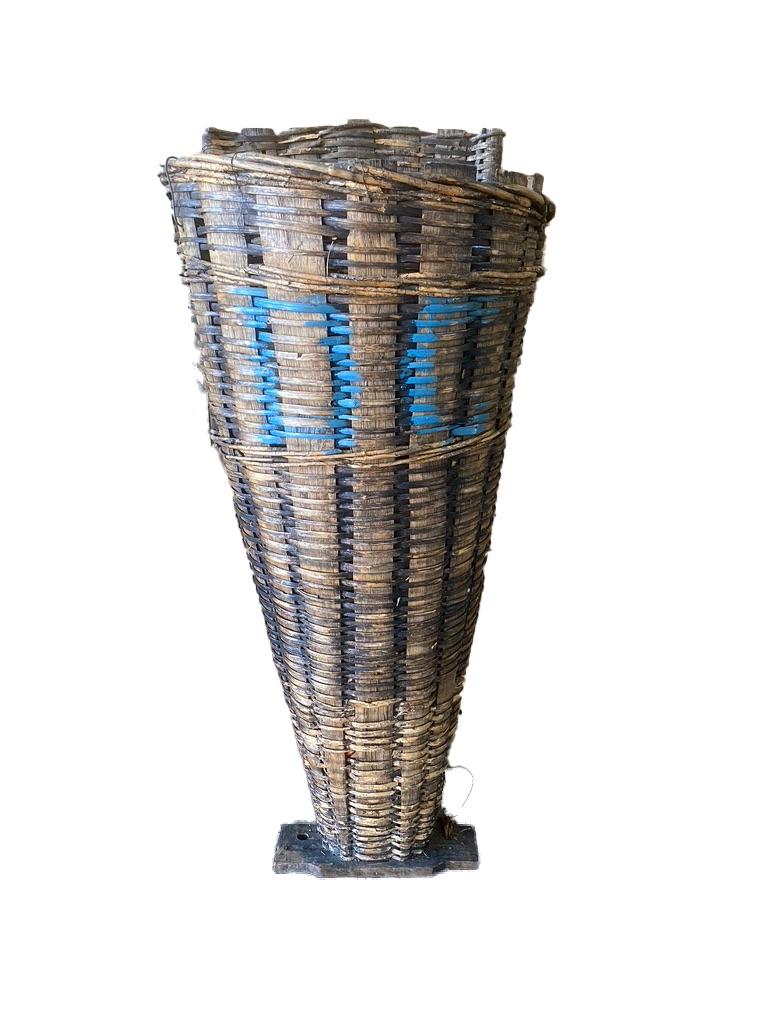 French Provincial French Grape Picking Basket from the 19th Century For Sale