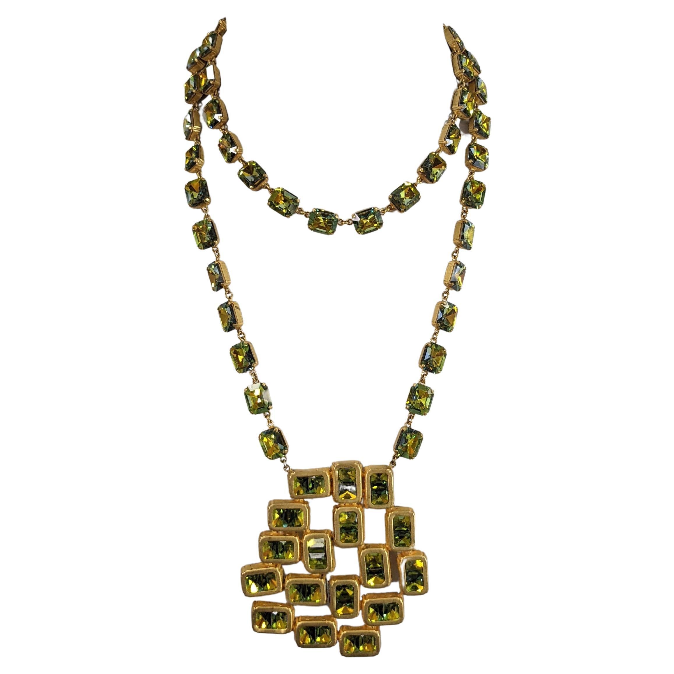 Collana con pietra aurora verde francese in vendita 4