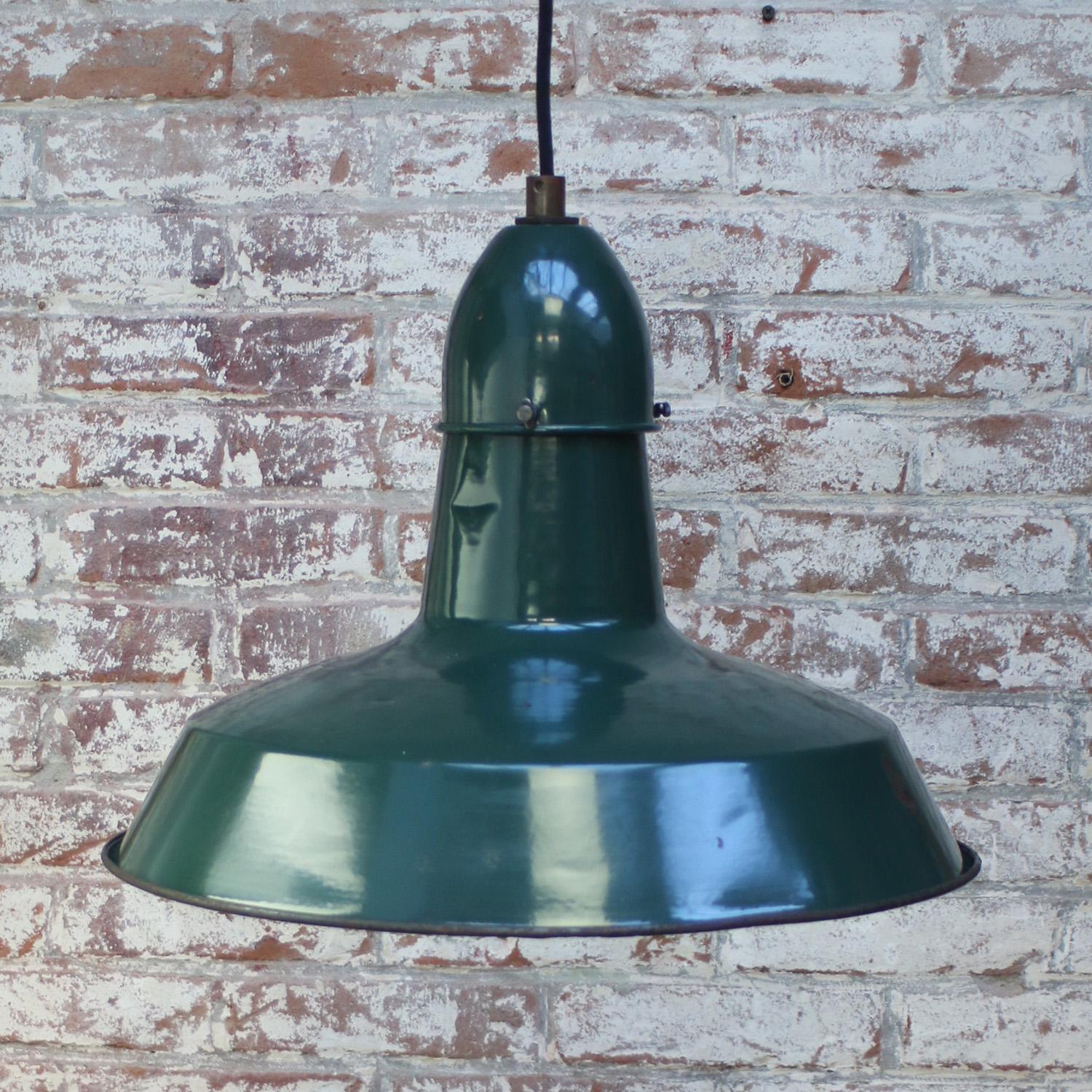 Mid-20th Century French Green Enamel Vintage Industrial Factory Pendant lights by Sammode, France For Sale
