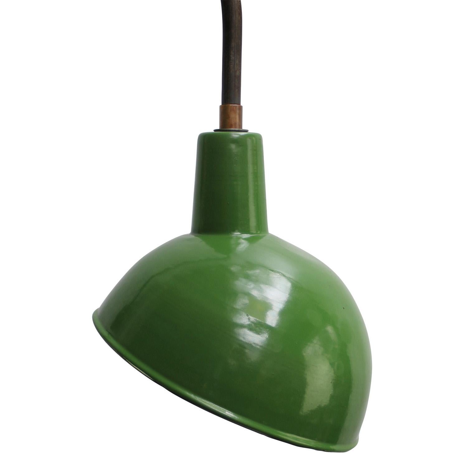 Apliques Industriales Vintage Esmaltados Verde Francés en Bueno estado para la venta en Amsterdam, NL