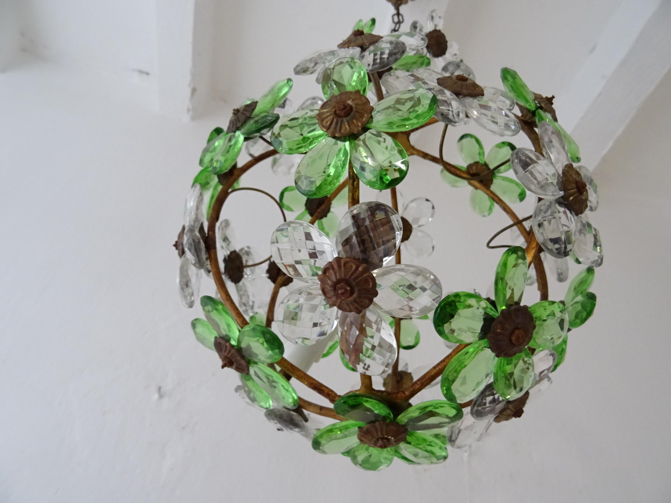 French Green Flower Ball Crystal Prisms Maison Baguès Style Chandelier, 1920s For Sale 6