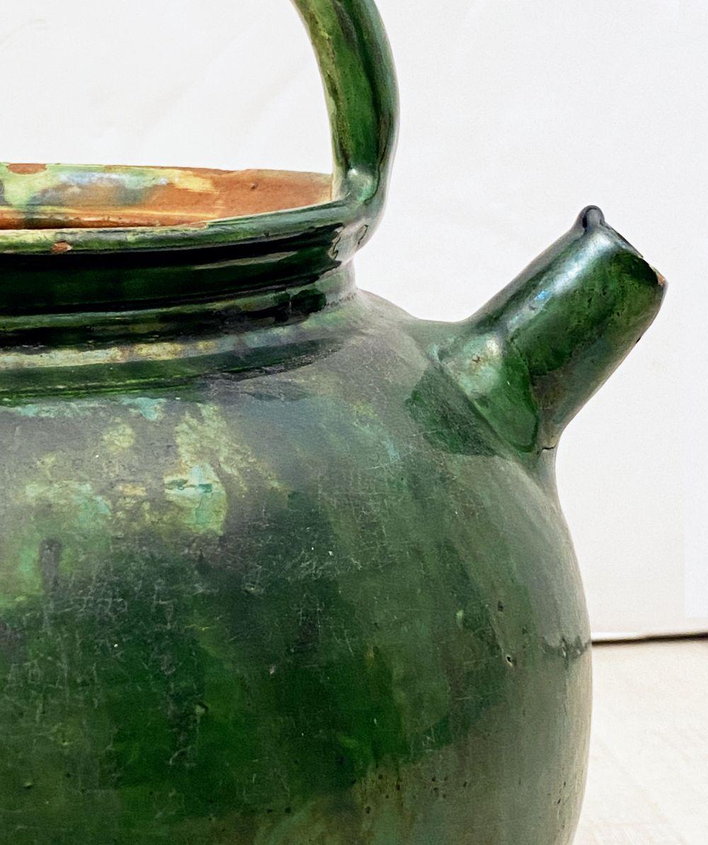 French Green Glaze Pot In Good Condition In Austin, TX