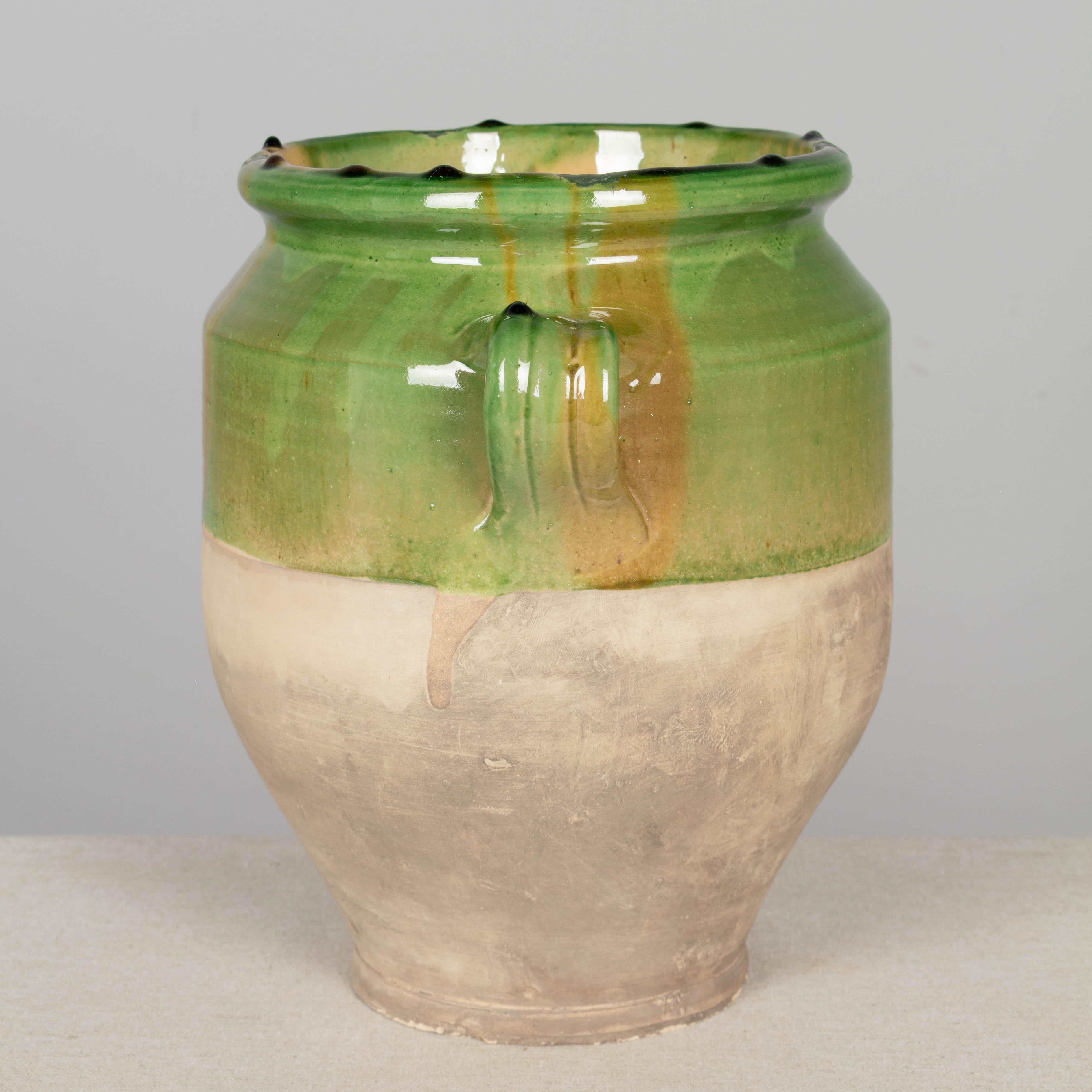 Smaltato Ceramica francese in terracotta smaltata di colore verde in vendita