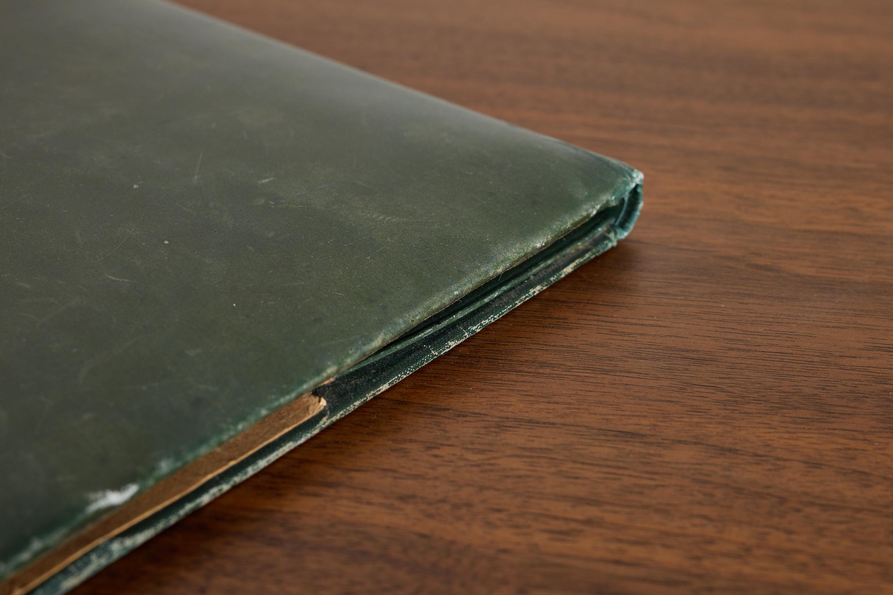 French Green Leather Desk Set by Le Tanneur For Sale 10