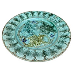 French Green Majolica Acanthus Leaves Plate circa 1880