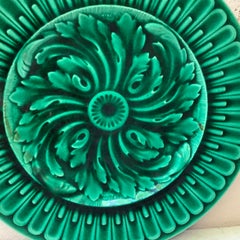 French Green Majolica Acanthus Plate, circa 1880