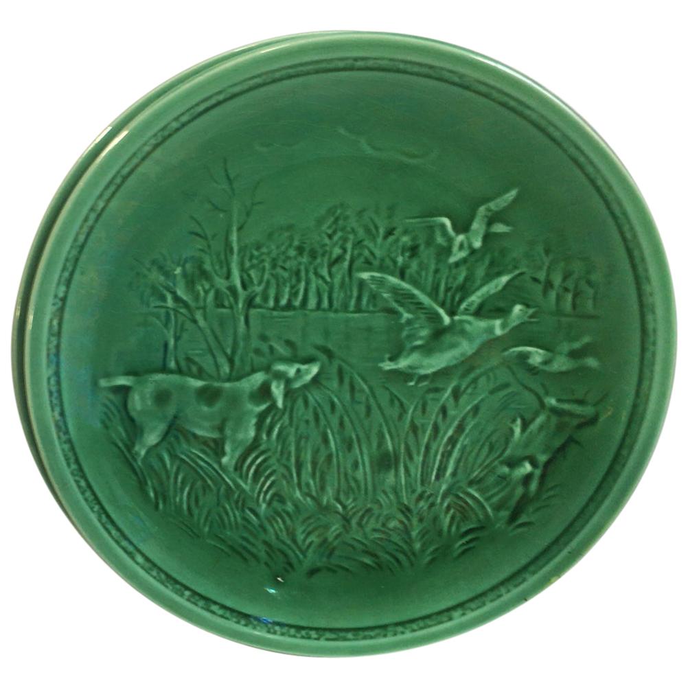 French Green Majolica Ducks and Hunting Dog Plate Sarreguemines, circa 1920