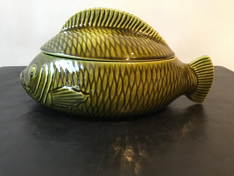 Mid-20th Century French Green Majolica Fish Tureen by Sarreguemines For Sale