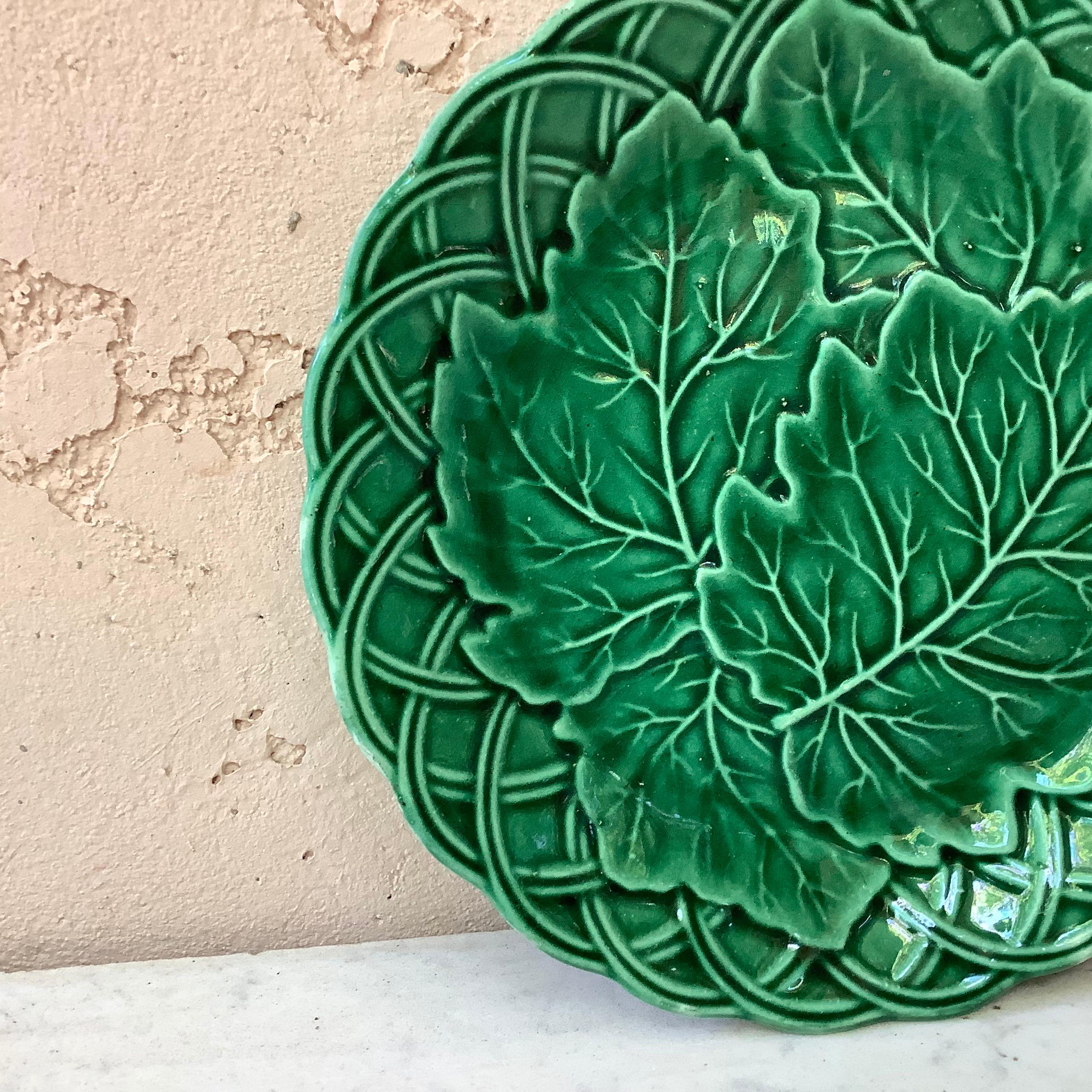 Country French Green Majolica Leaves Plate, circa 1880 For Sale