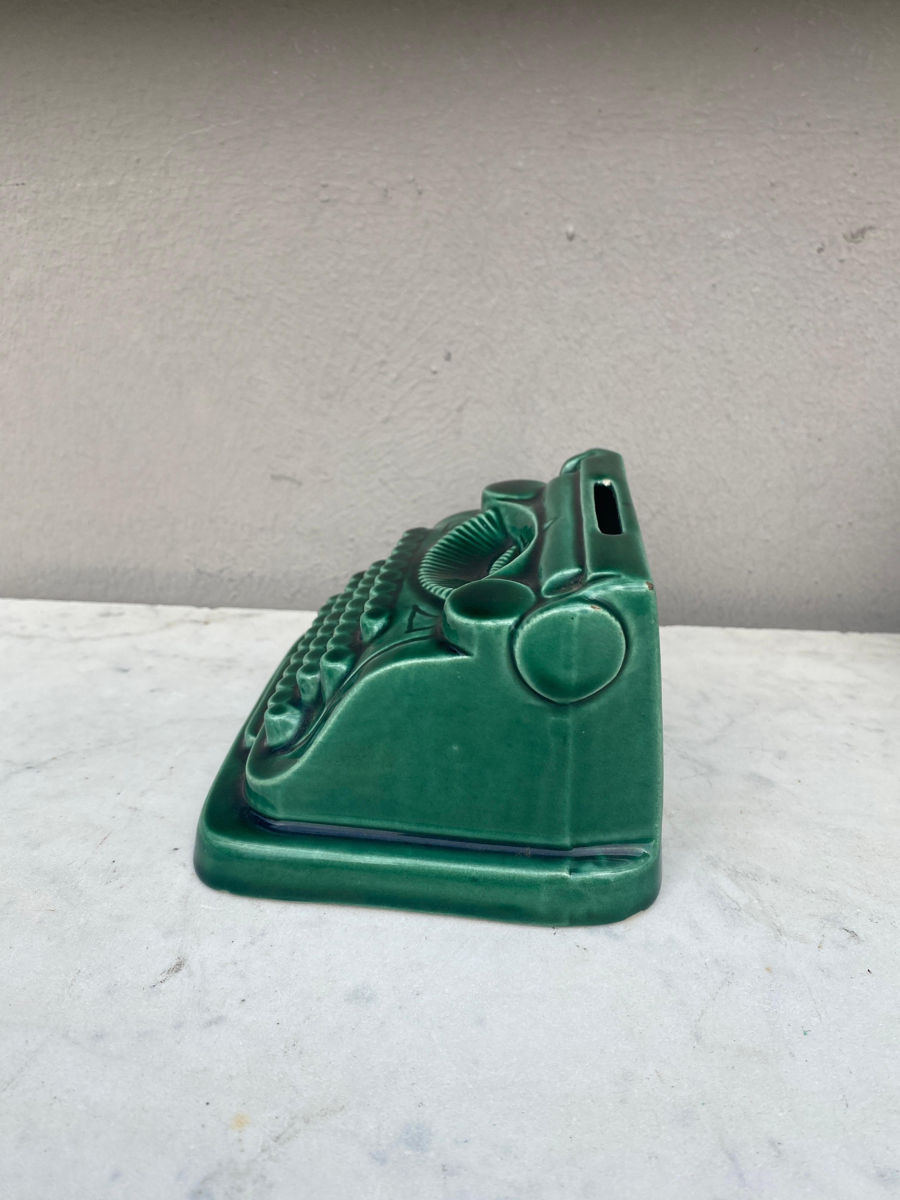 French Green Majolica Money Bank Typewriter Circa 1950 In Good Condition For Sale In Austin, TX