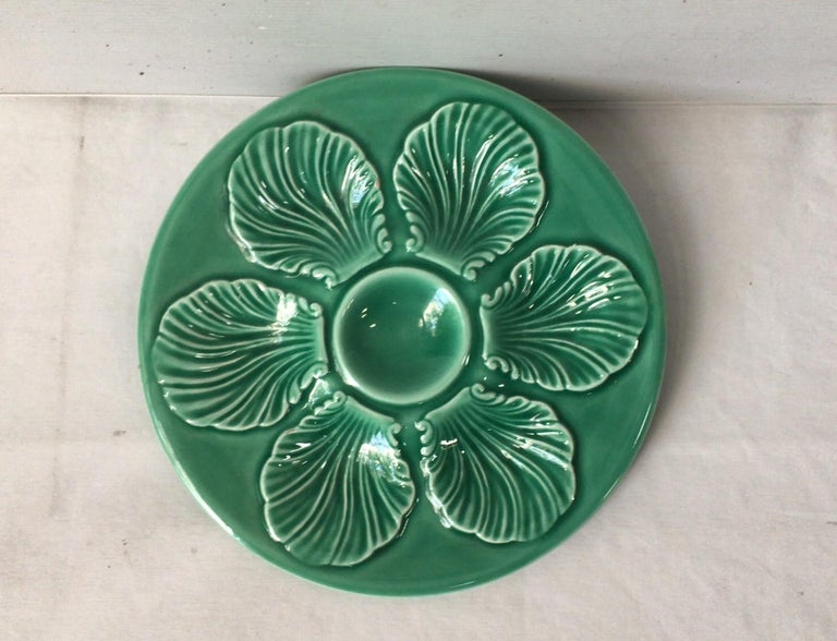 French Green Majolica Oyster Marcel Guillot, circa 1950 For Sale 1