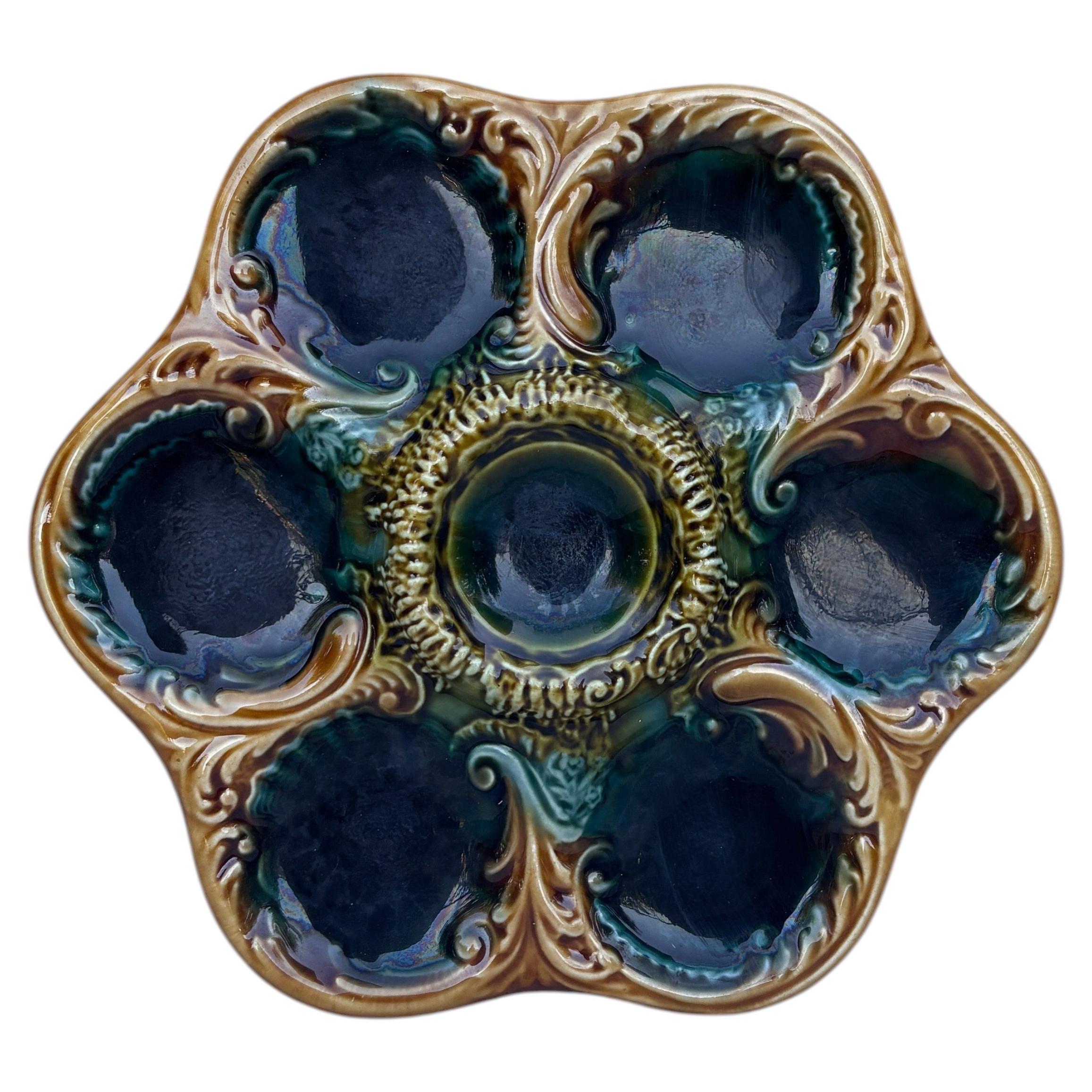 French Green Majolica Oyster Plate, circa 1900 For Sale