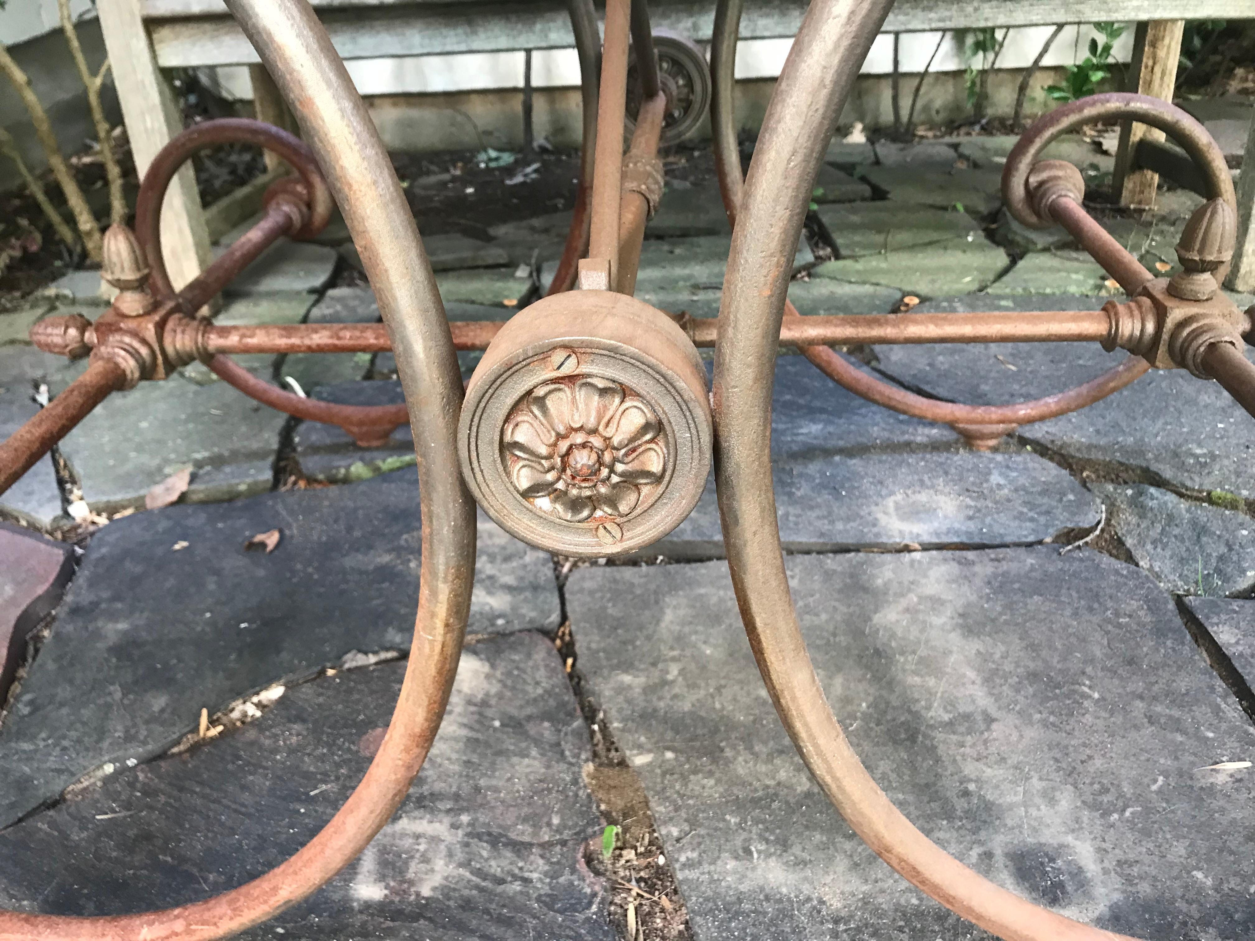 French Green Marble Top Baker's Table In Good Condition For Sale In New York, NY