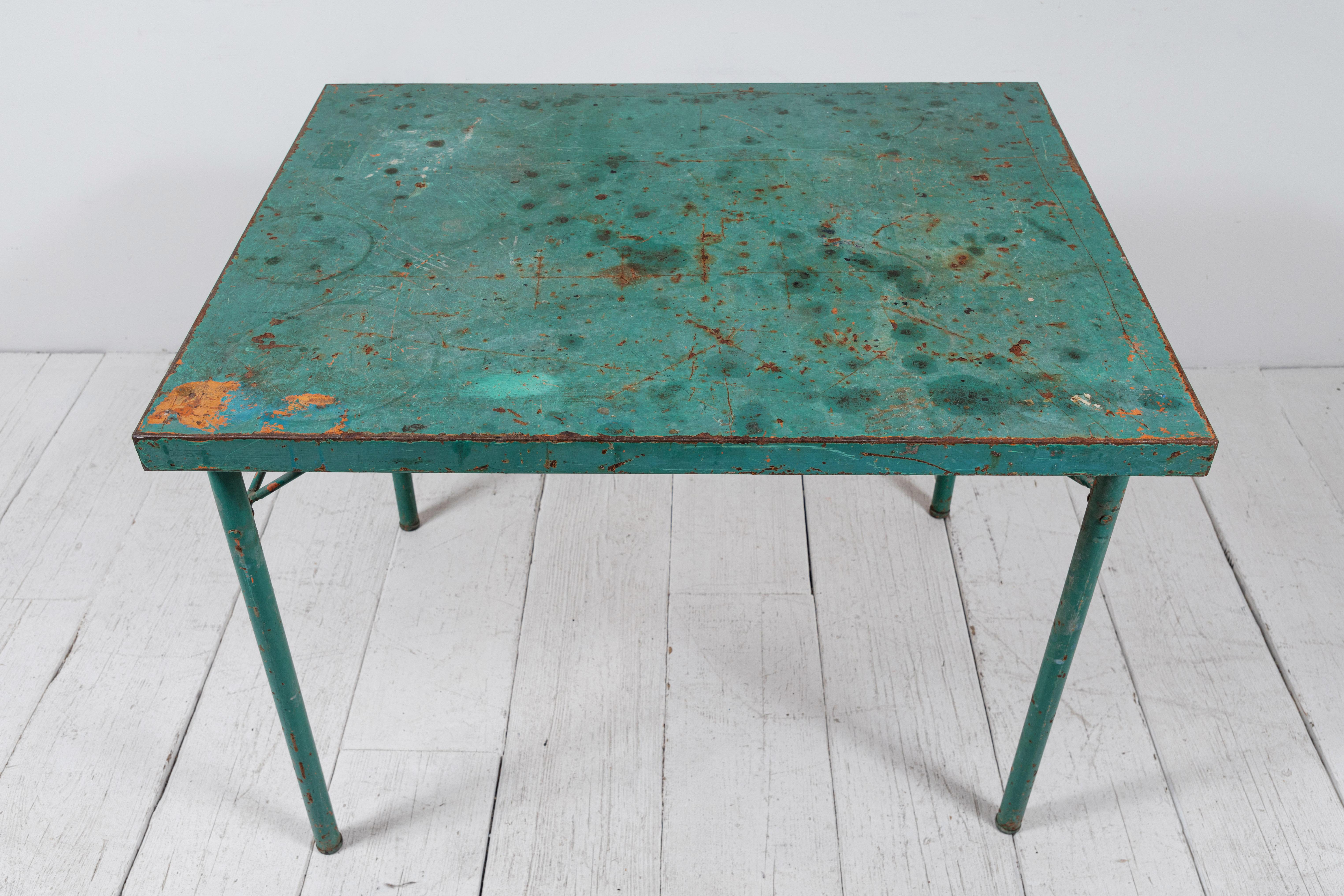 folding metal table