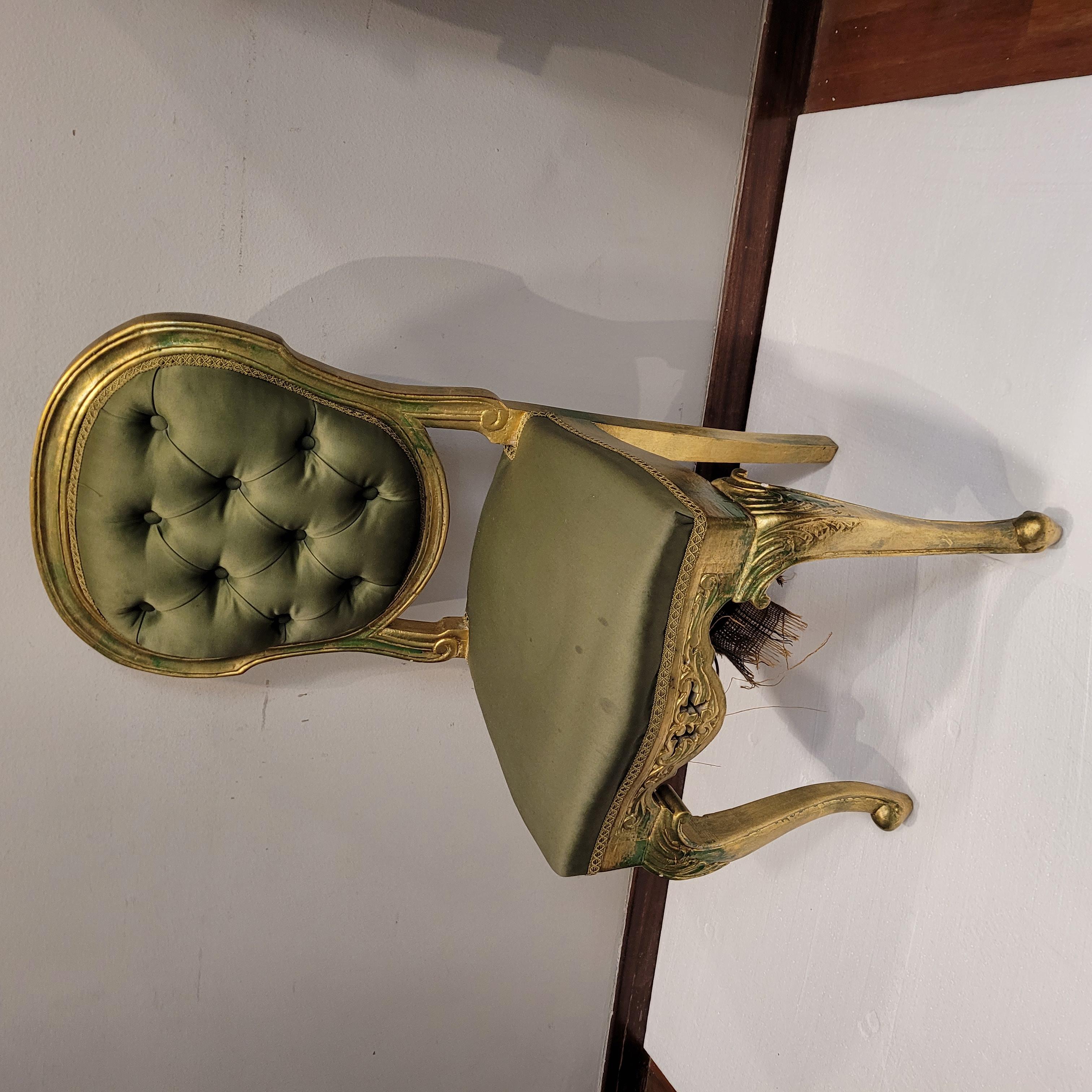 French Green Pair of chairs in carved and gilded wood, Louis XV style For Sale 5
