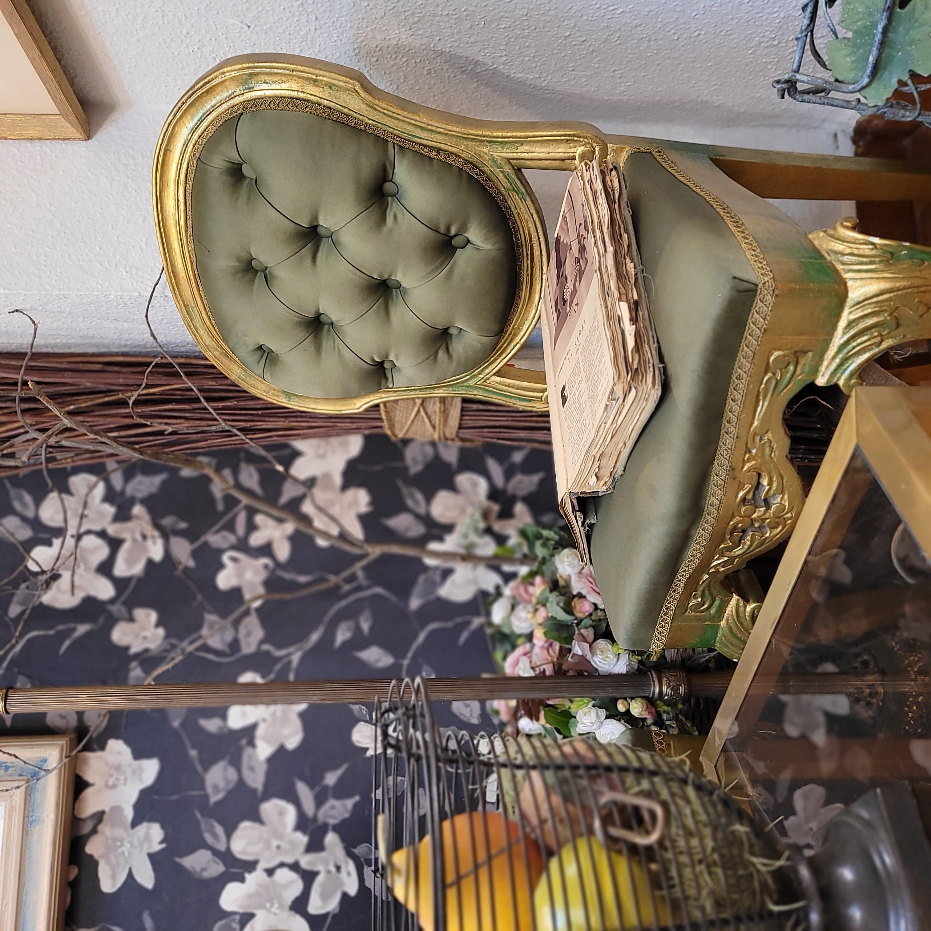 French Green Pair of chairs in carved and gilded wood, Louis XV style For Sale 12