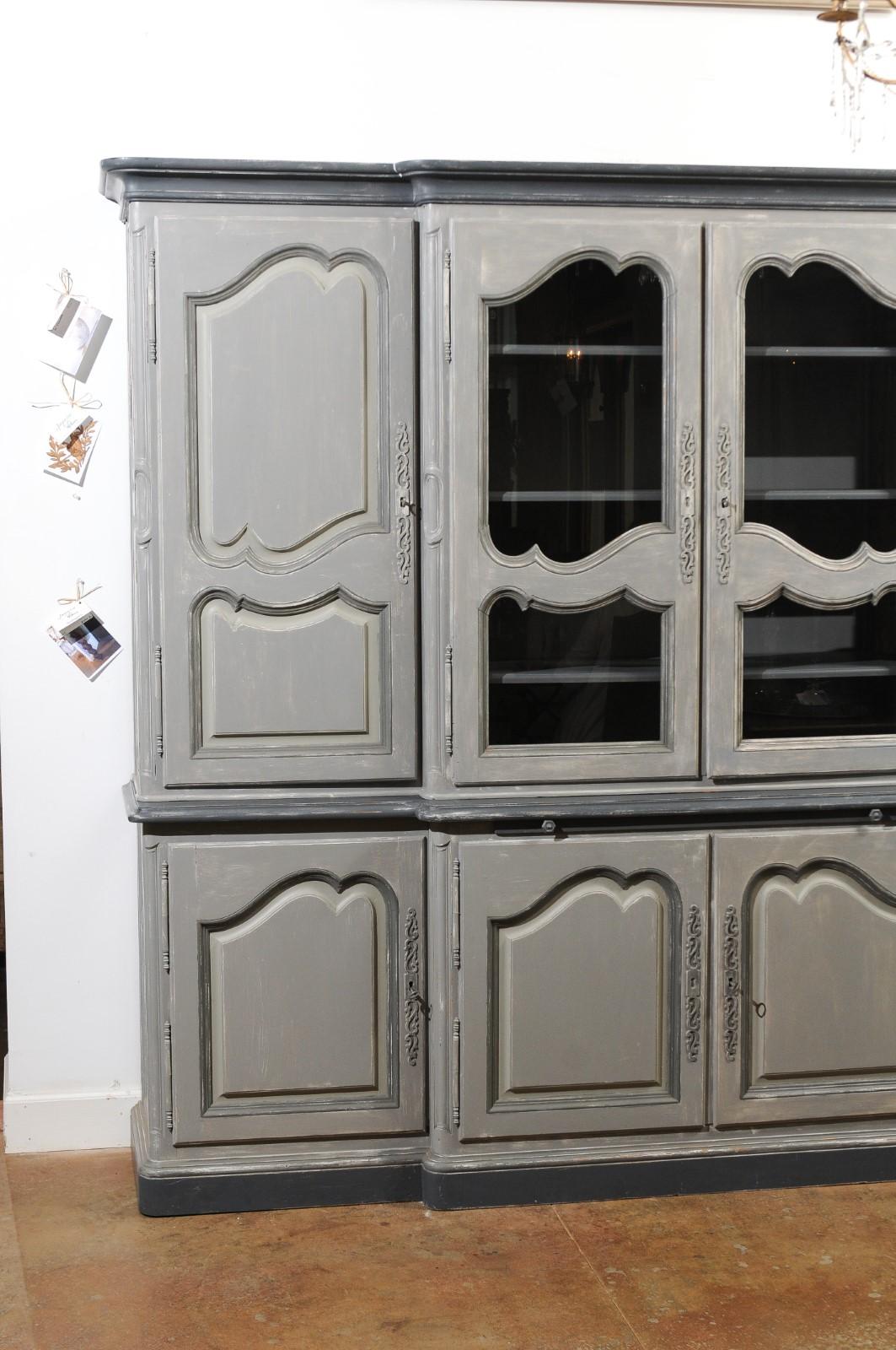 20th Century French Grey Painted Louis XV Style Two-Part Bibliothèque Custom-Made in 1978 For Sale