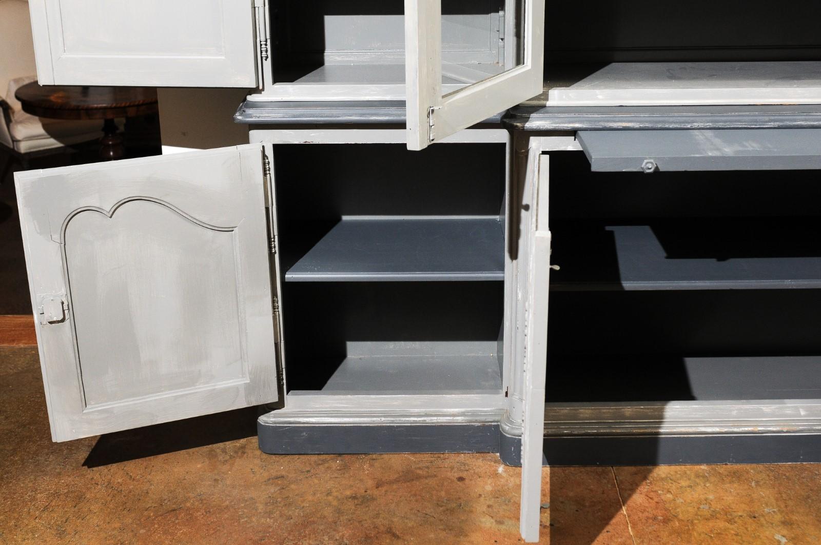 French Grey Painted Louis XV Style Two-Part Bibliothèque Custom-Made in 1978 For Sale 4