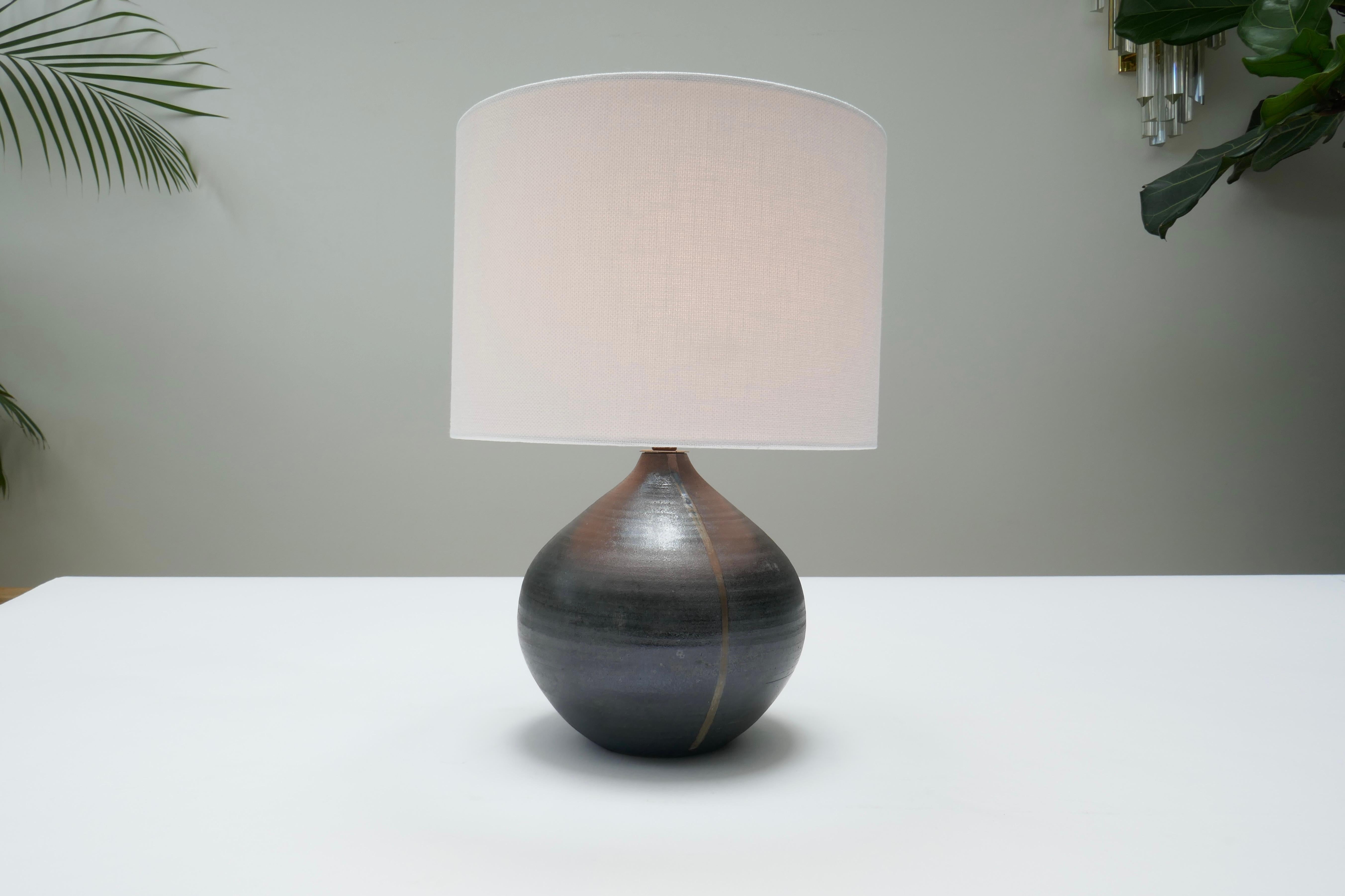 Late 20th Century French Grey Stoneware Table Lamp For Sale