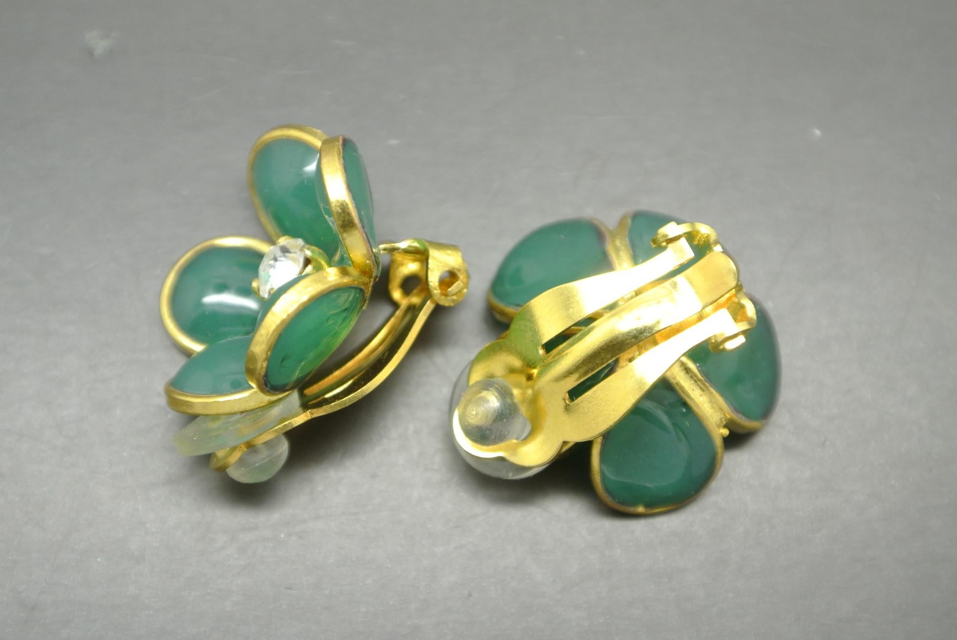 Women's or Men's French Gripoix mint Green flower Poured Glass Earrings For Sale