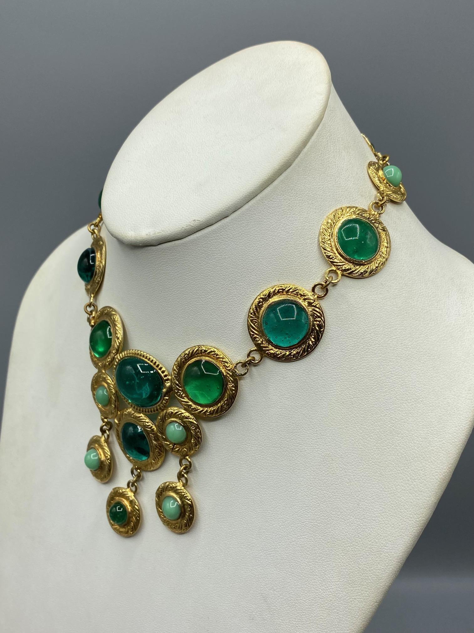 French Gripoix Poured Green Glass Necklace, 1980s 11